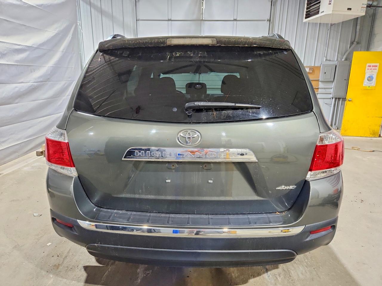 2012 Toyota Highlander Se Зеленый vin: 5TDBK3EH0CS119137