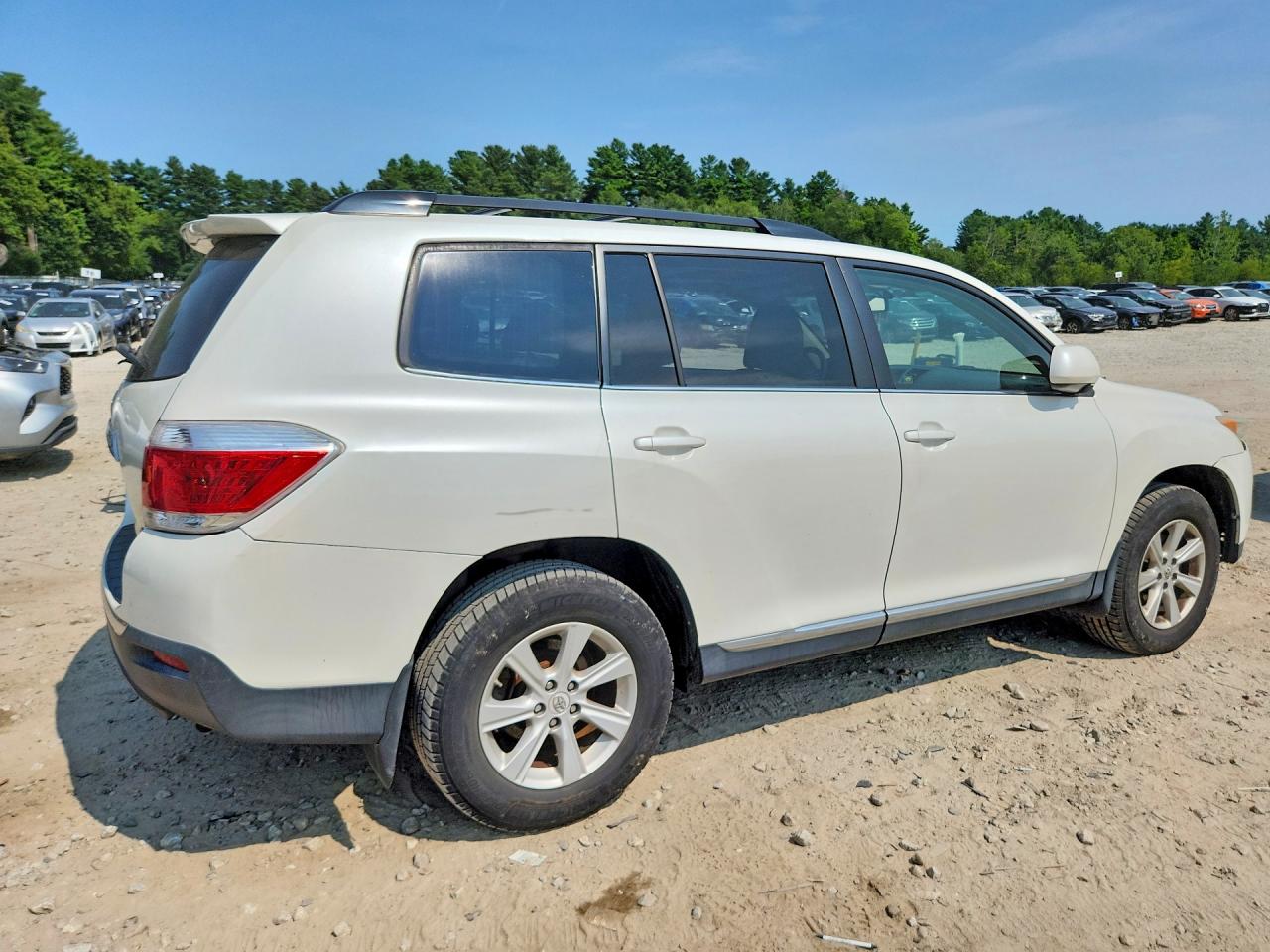 2013 Toyota Highlander Se White vin: 5TDBK3EH0DS186385