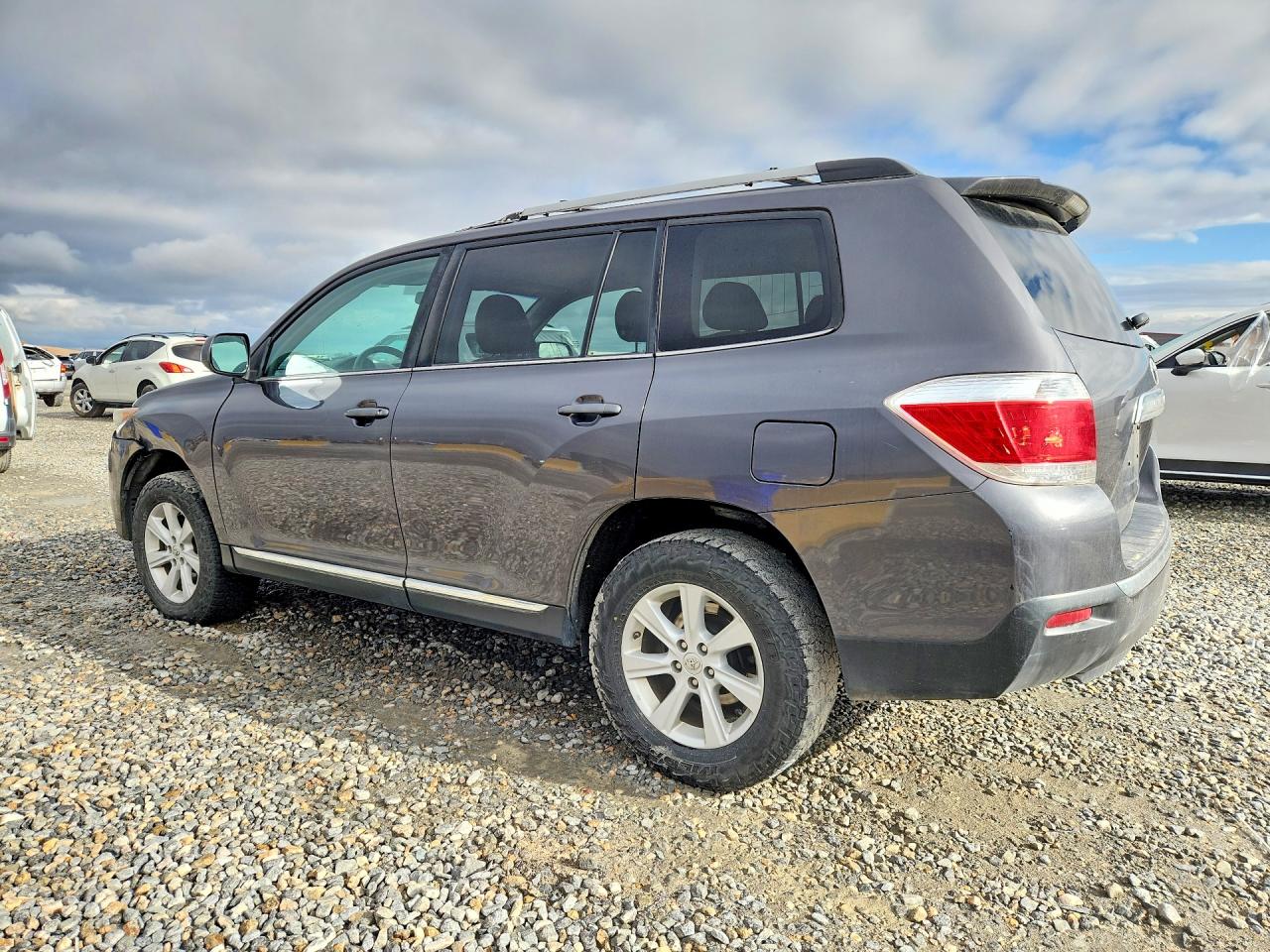 2013 Toyota Highlander Base Gray vin: 5TDBK3EH0DS190033