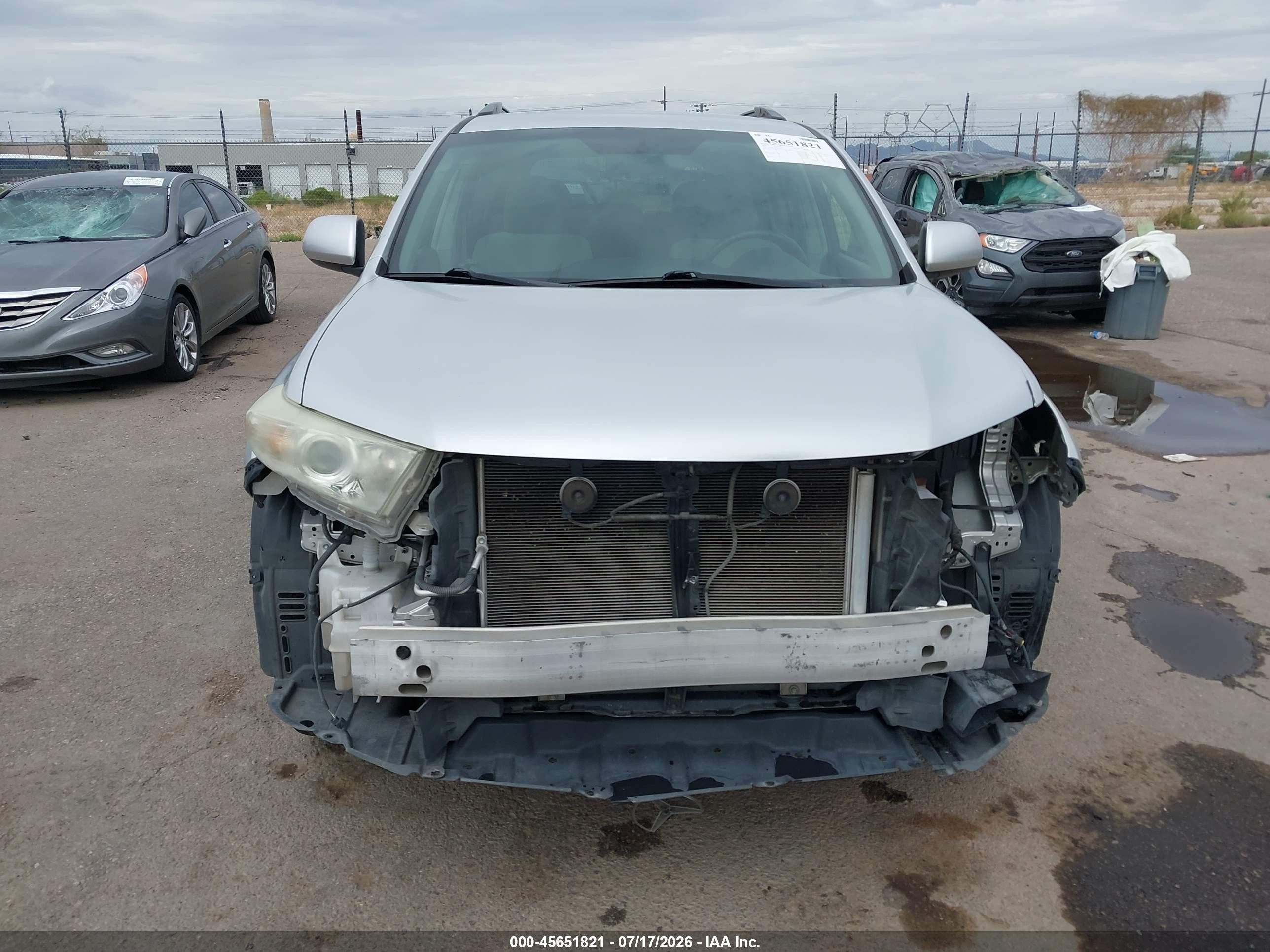 2013 Toyota Highlander Base Plus V6 Silver vin: 5TDBK3EH0DS202472