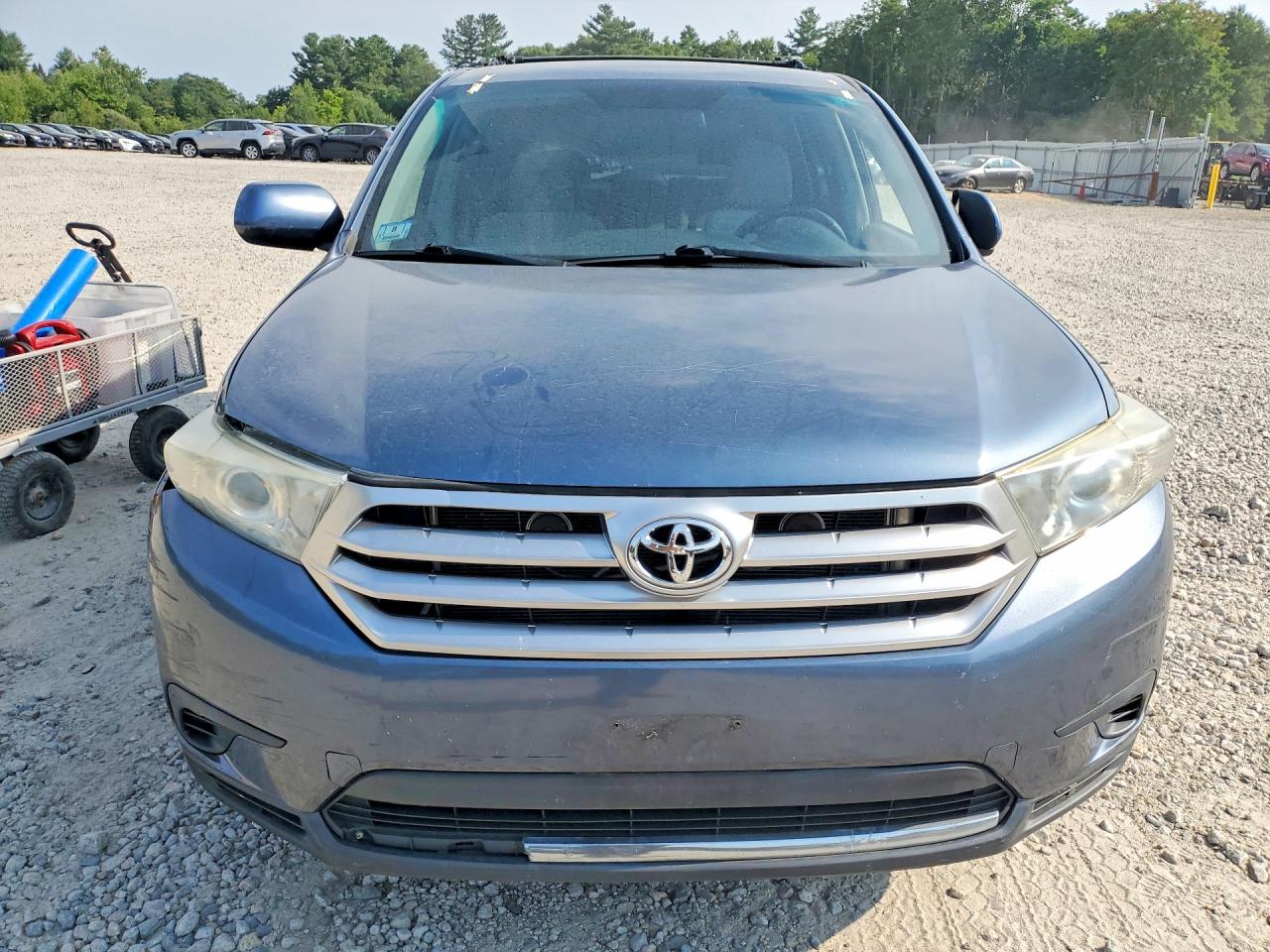 2013 Toyota Highlander Base Blue vin: 5TDBK3EH0DS202875