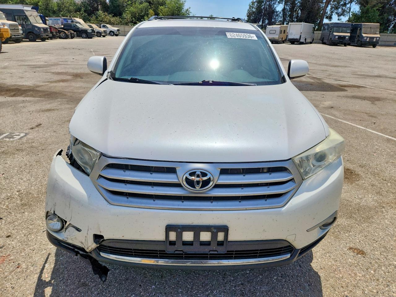 2013 Toyota Highlander Se White vin: 5TDBK3EH0DS213097