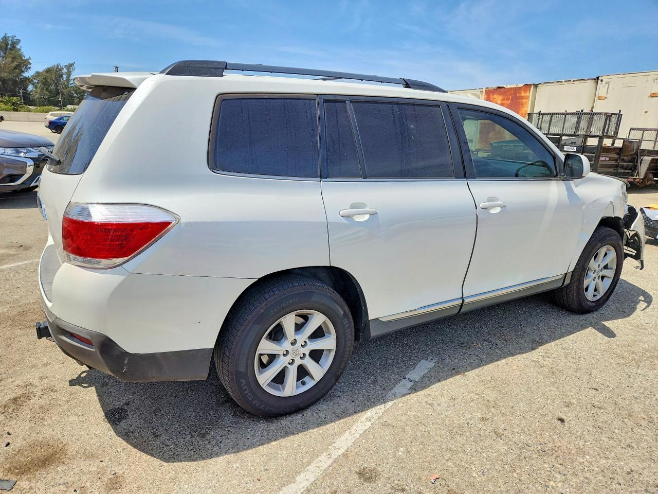 2013 Toyota Highlander Se White vin: 5TDBK3EH0DS213097