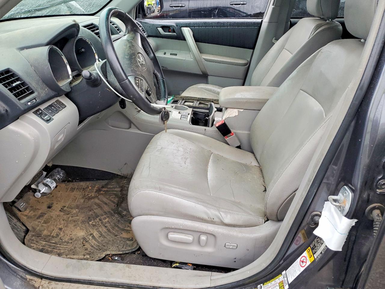 2013 Toyota Highlander Se Charcoal vin: 5TDBK3EH0DS218302