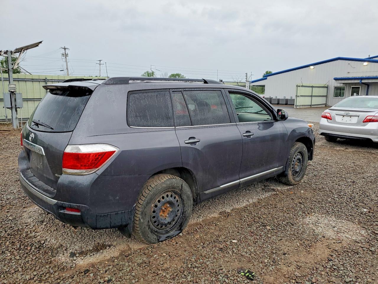2013 Toyota Highlander Se Charcoal vin: 5TDBK3EH0DS218302