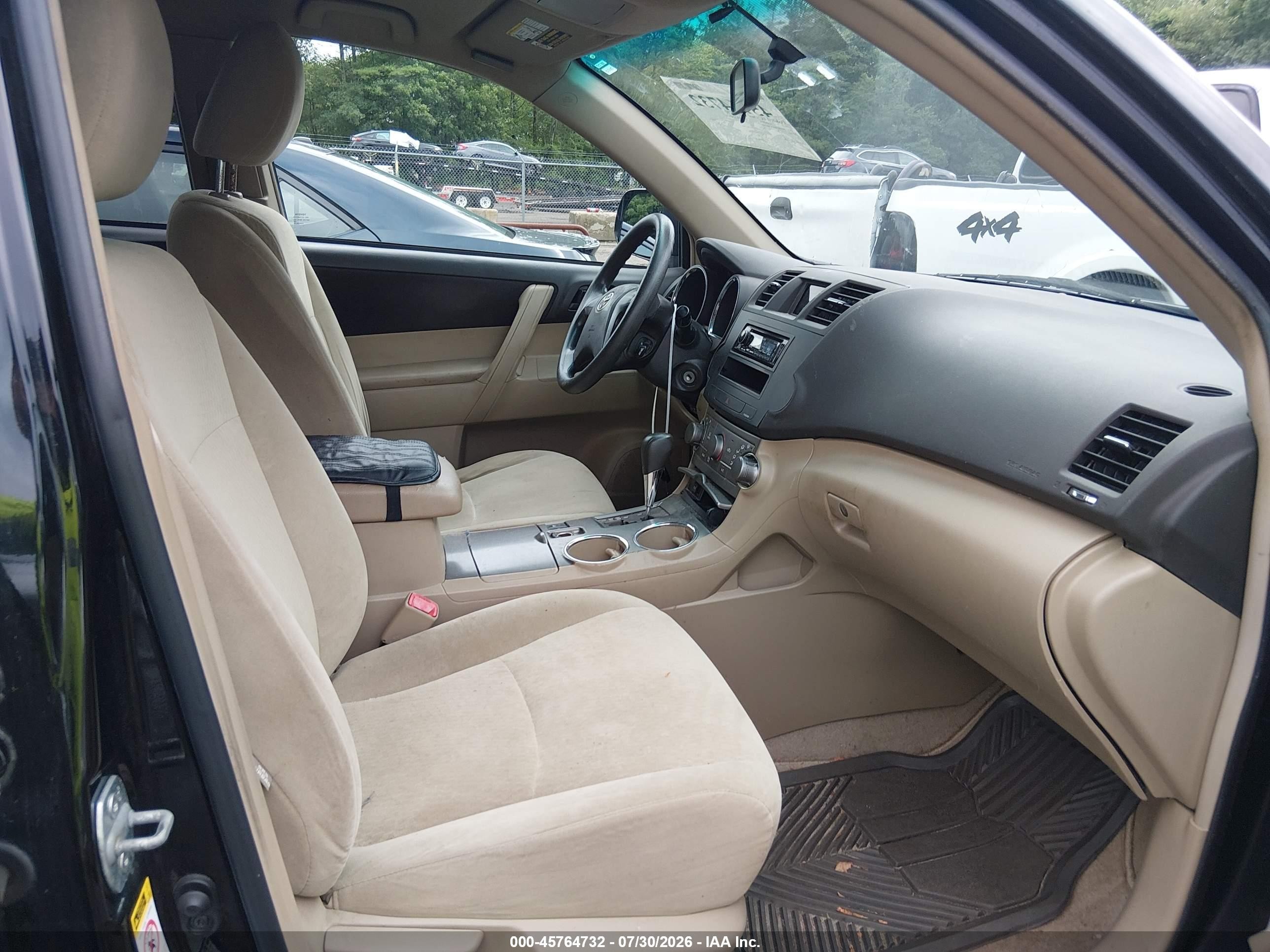 2010 Toyota Highlander Base V6 Черный vin: 5TDBK3EH1AS004365