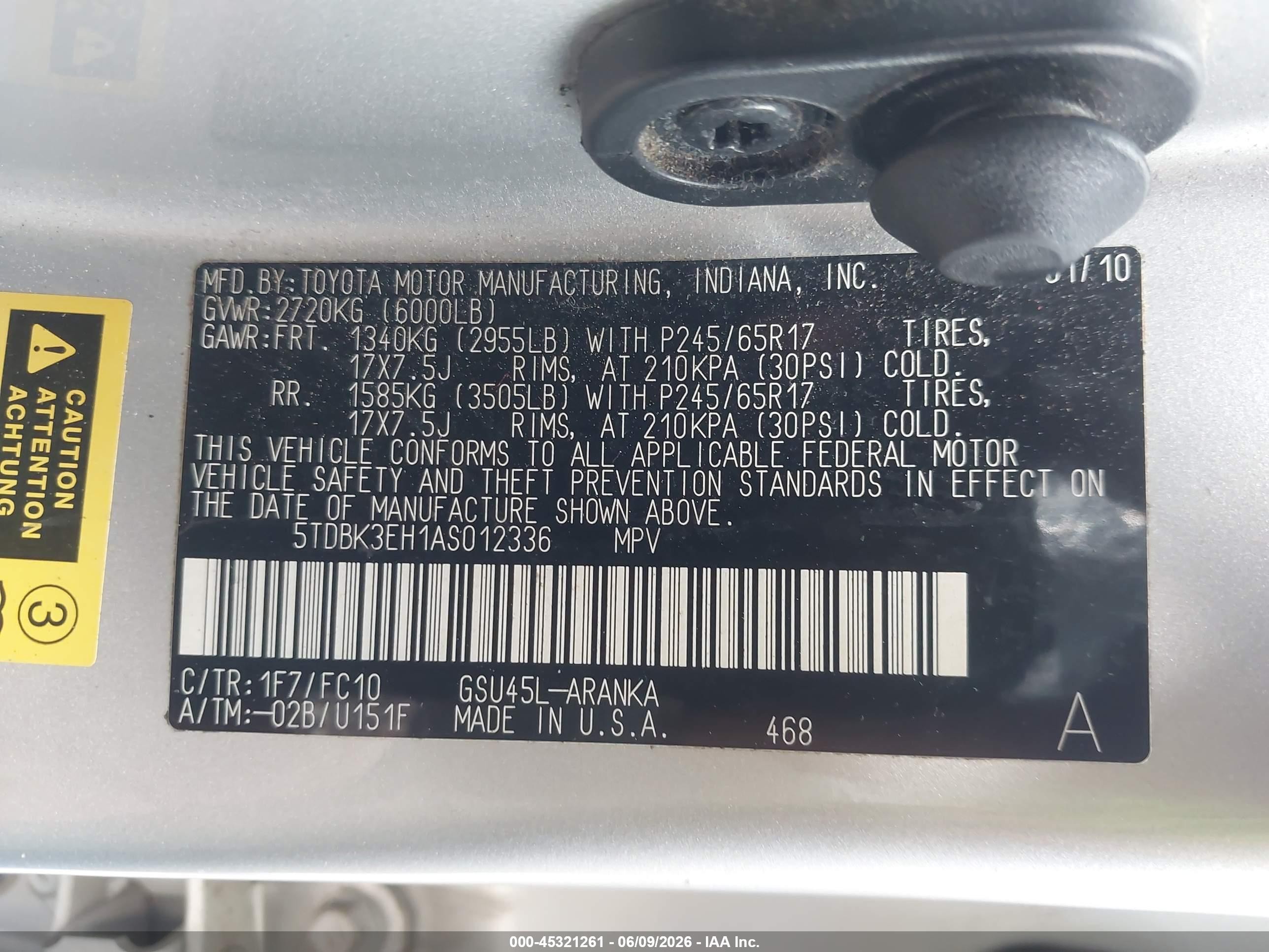 2010 Toyota Highlander Base V6 Серебряный vin: 5TDBK3EH1AS012336