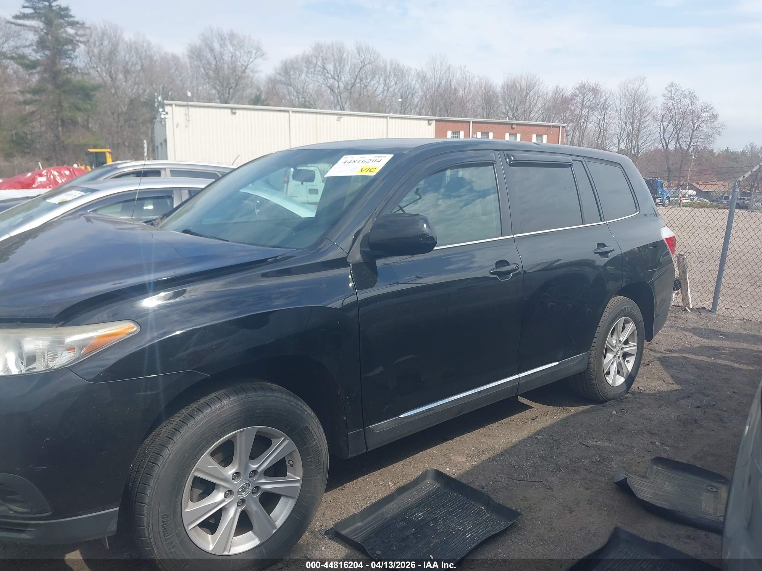 2011 Toyota Highlander Base V6 Black vin: 5TDBK3EH1BS046097