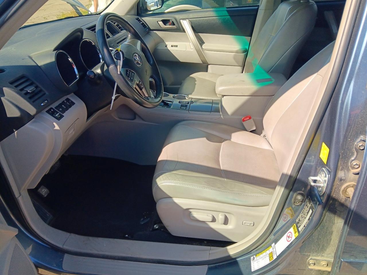 2011 Toyota Highlander Se Blue vin: 5TDBK3EH1BS049999