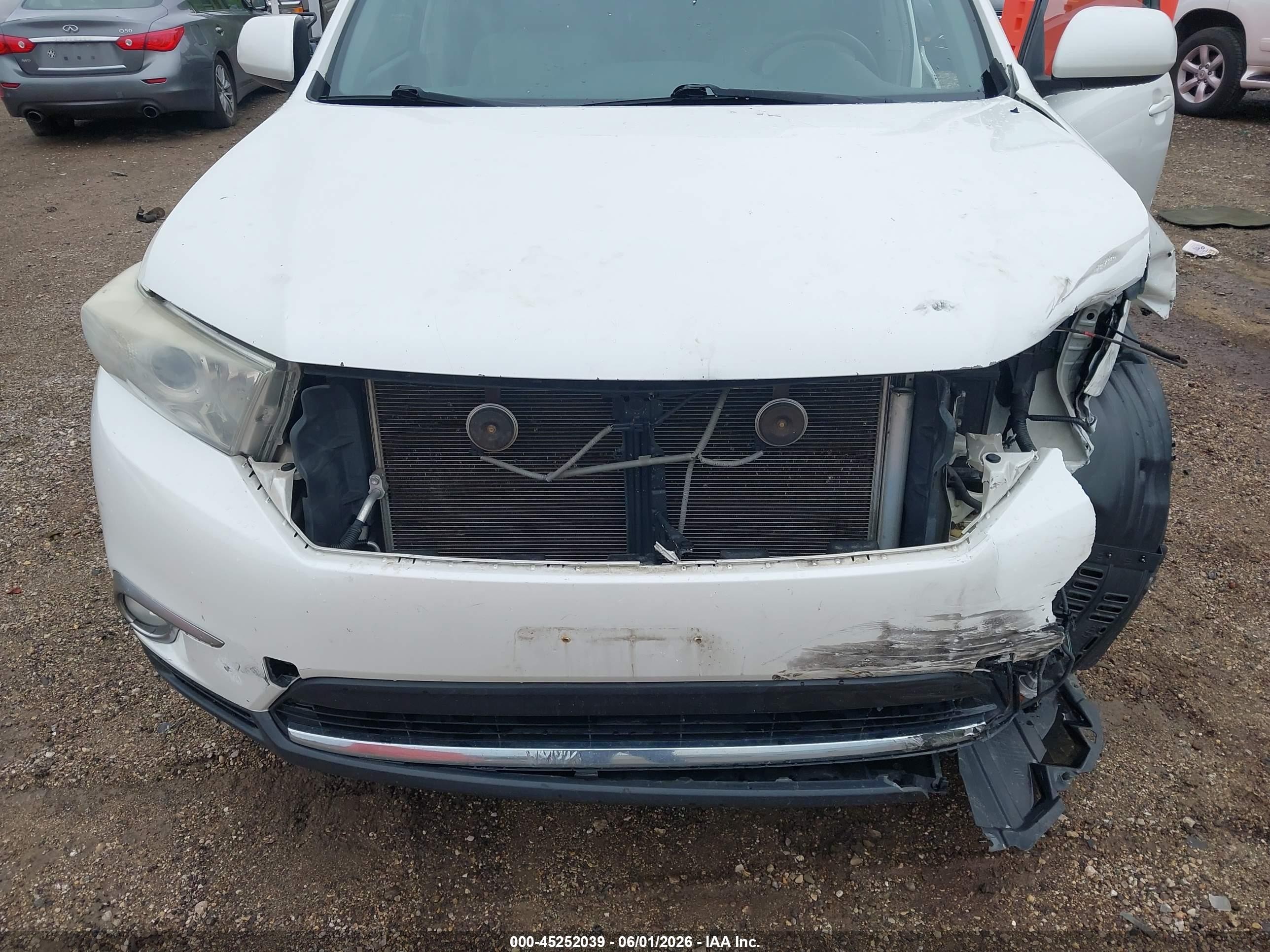 2011 Toyota Highlander Se V6 White vin: 5TDBK3EH1BS063207