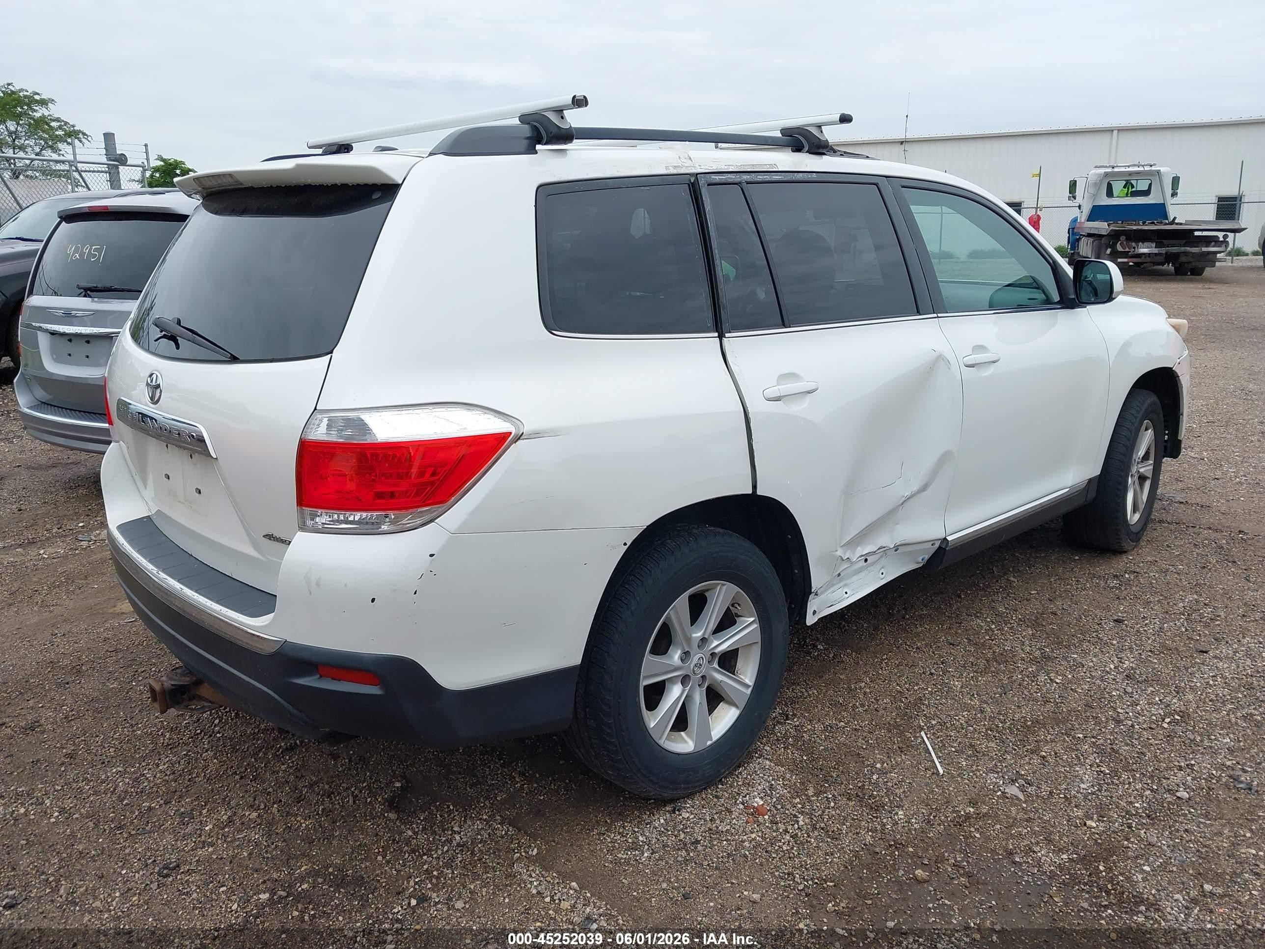 2011 Toyota Highlander Se V6 White vin: 5TDBK3EH1BS063207
