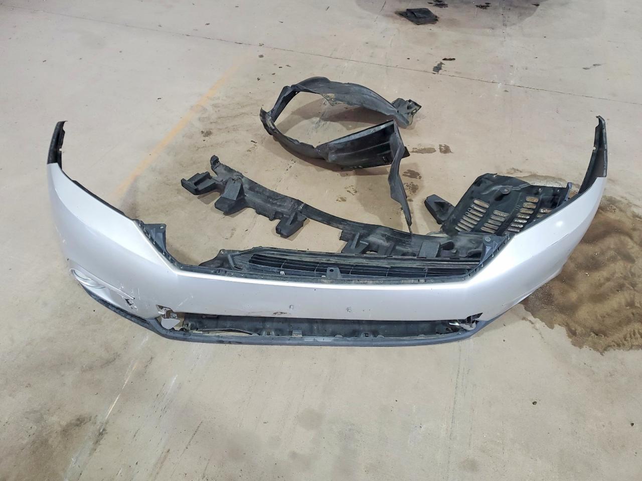 2011 Toyota Highlander Se Серебряный vin: 5TDBK3EH1BS068732