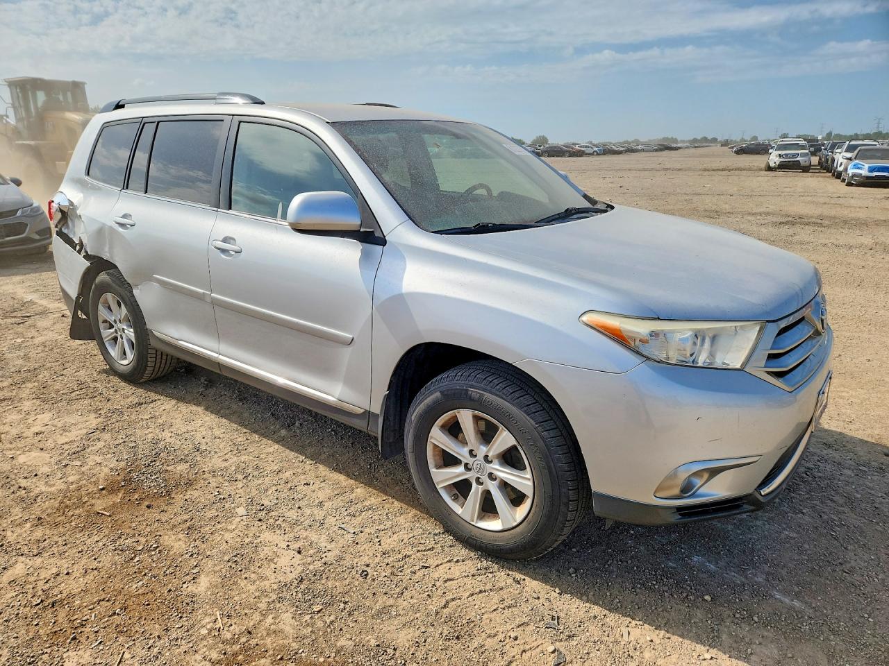2011 Toyota Highlander Base Silver vin: 5TDBK3EH1BS070903