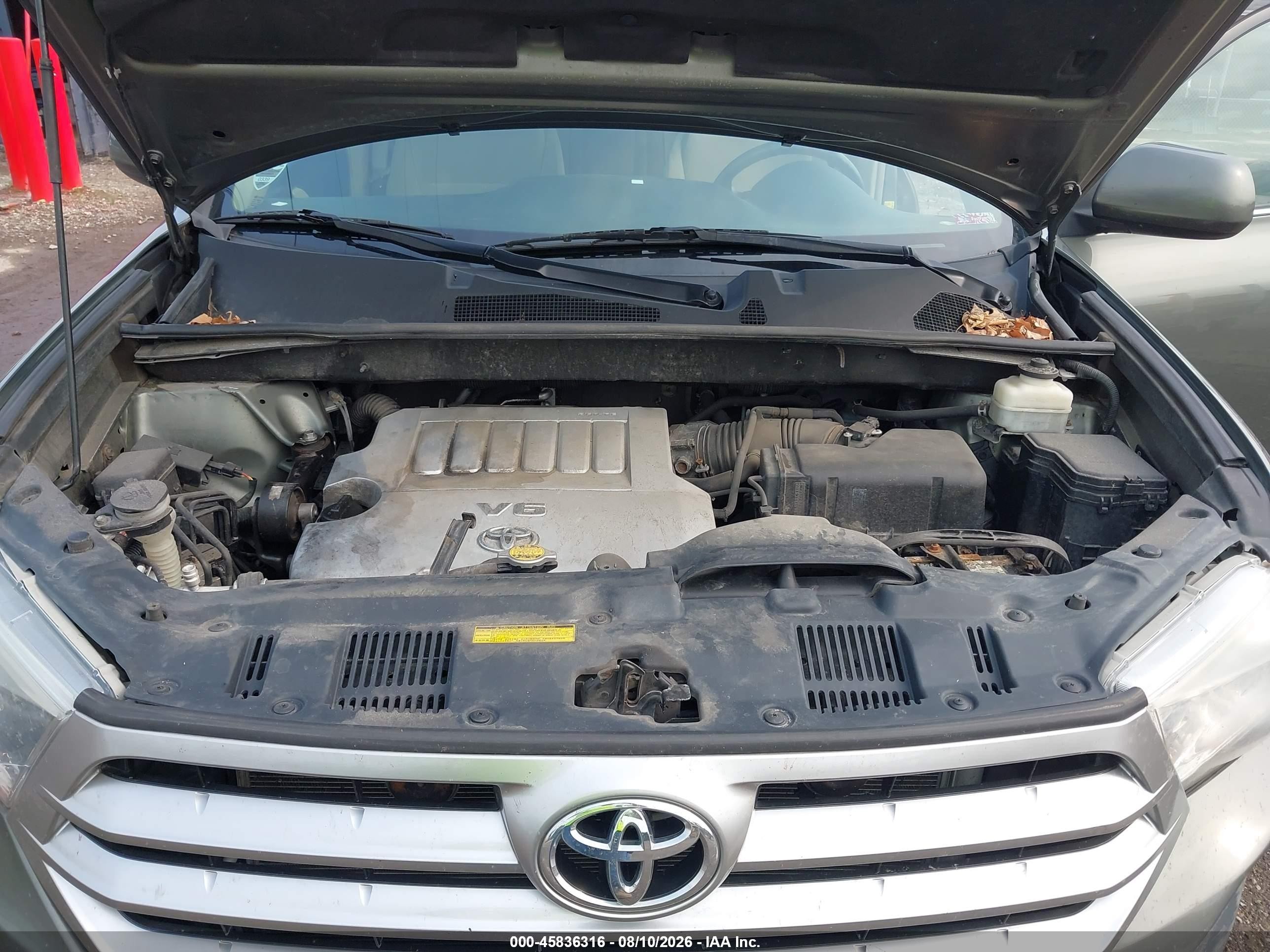 2011 Toyota Highlander Base V6 Gray vin: 5TDBK3EH1BS072456
