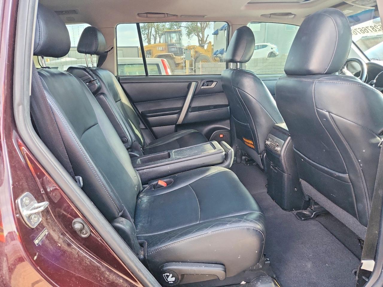 2011 Toyota Highlander Se Maroon vin: 5TDBK3EH1BS074224