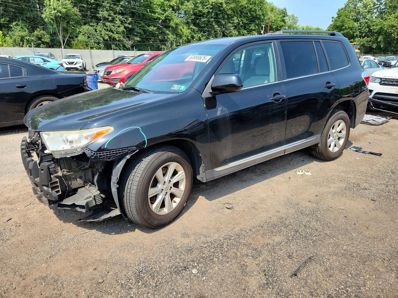 2011 Toyota Highlander Base Черный vin: 5TDBK3EH1BS082520
