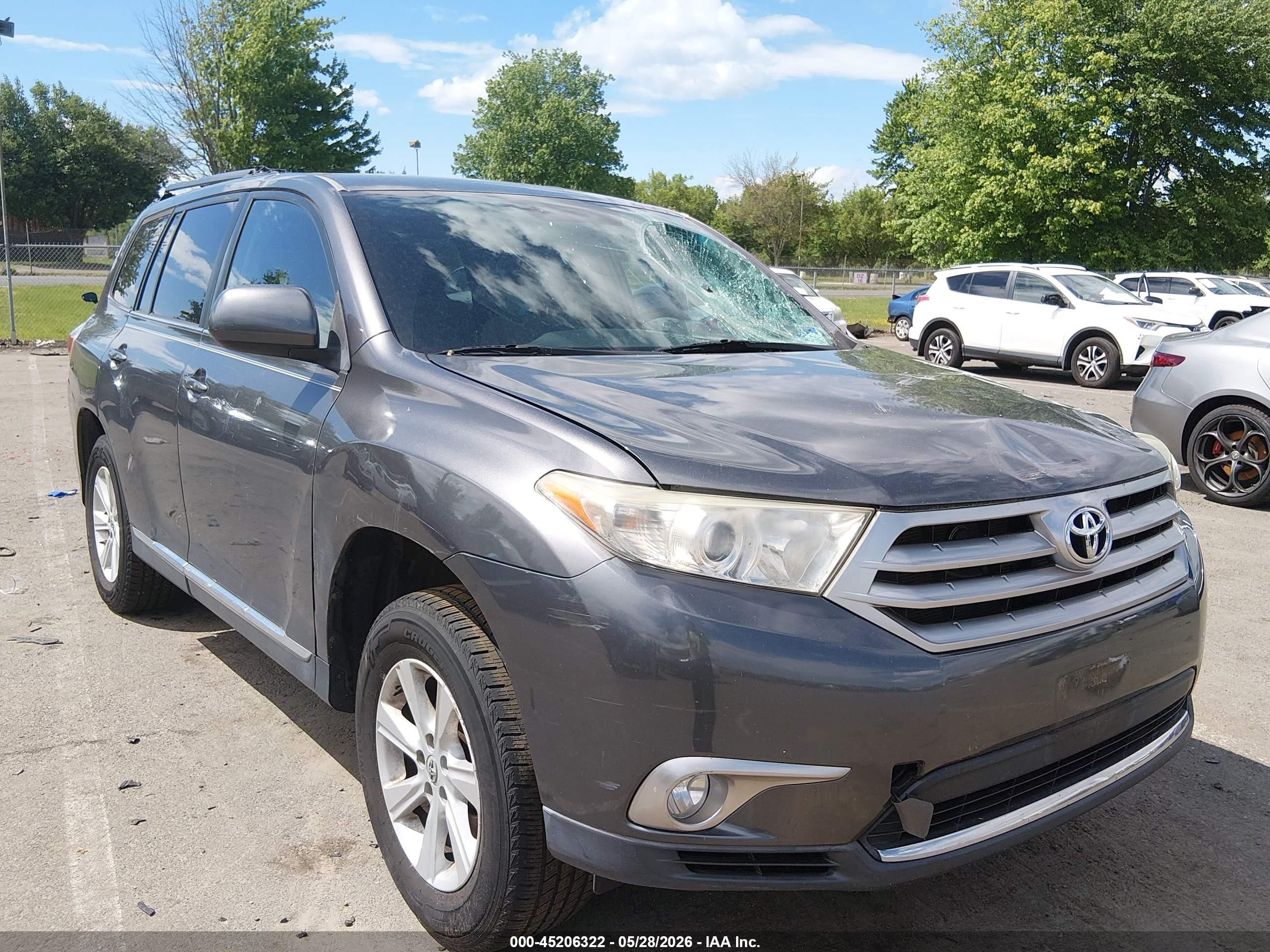 2012 Toyota Highlander Base V6 Gray vin: 5TDBK3EH1CS095446