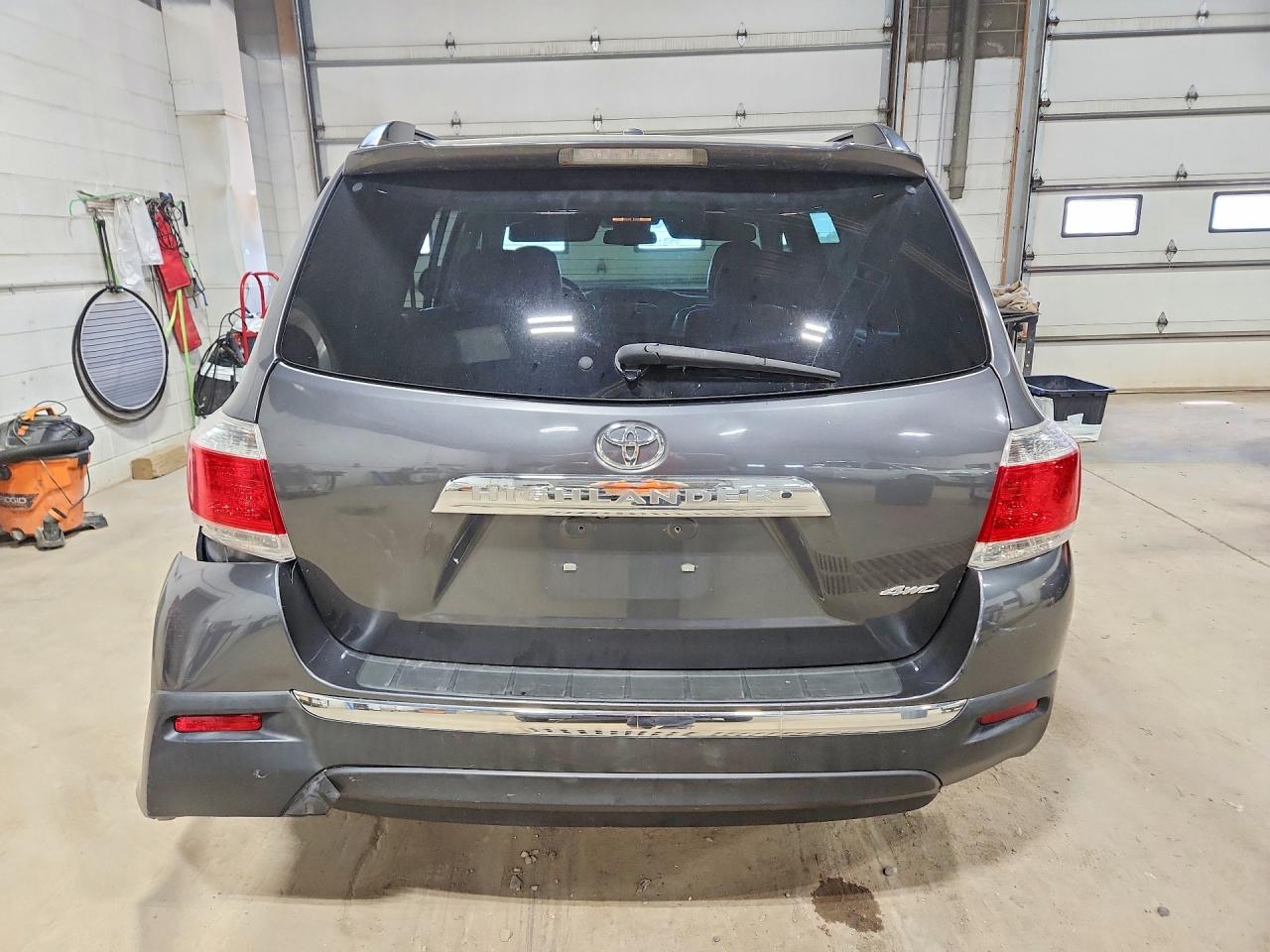 2012 Toyota Highlander Se Gray vin: 5TDBK3EH1CS098735