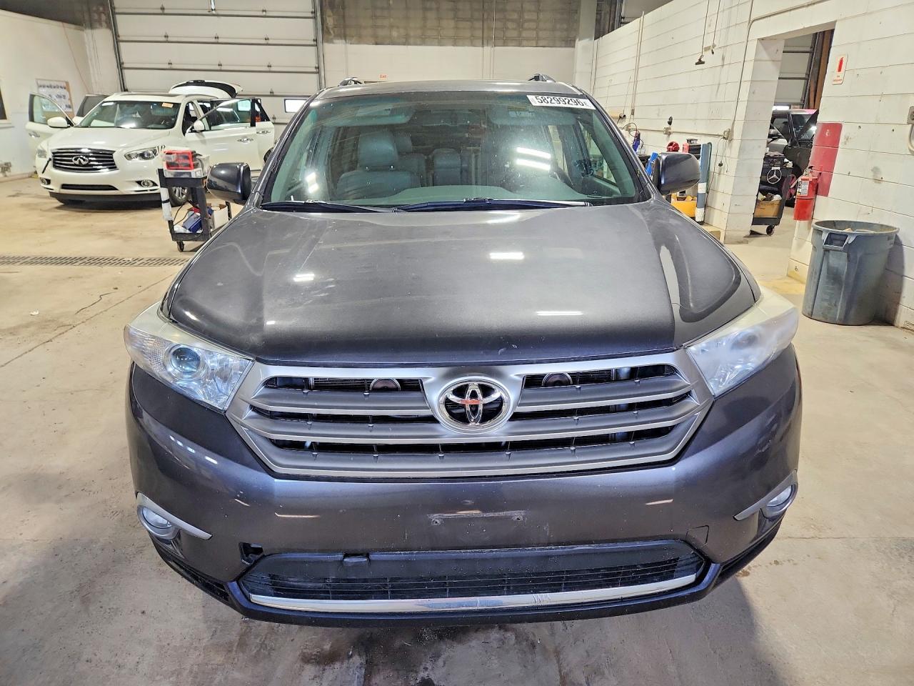 2012 Toyota Highlander Se Gray vin: 5TDBK3EH1CS098735