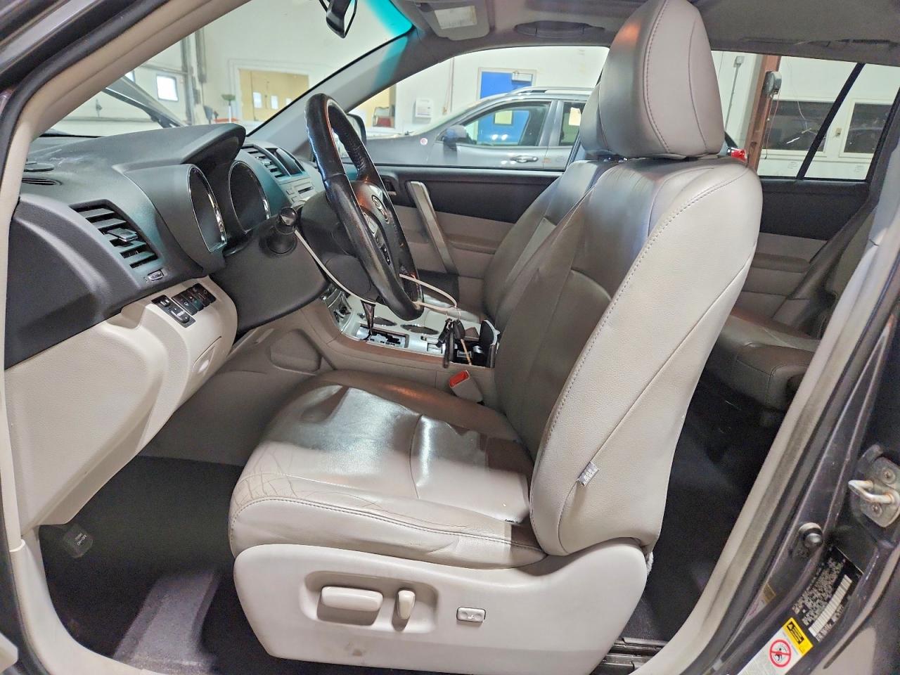 2012 Toyota Highlander Se Gray vin: 5TDBK3EH1CS098735