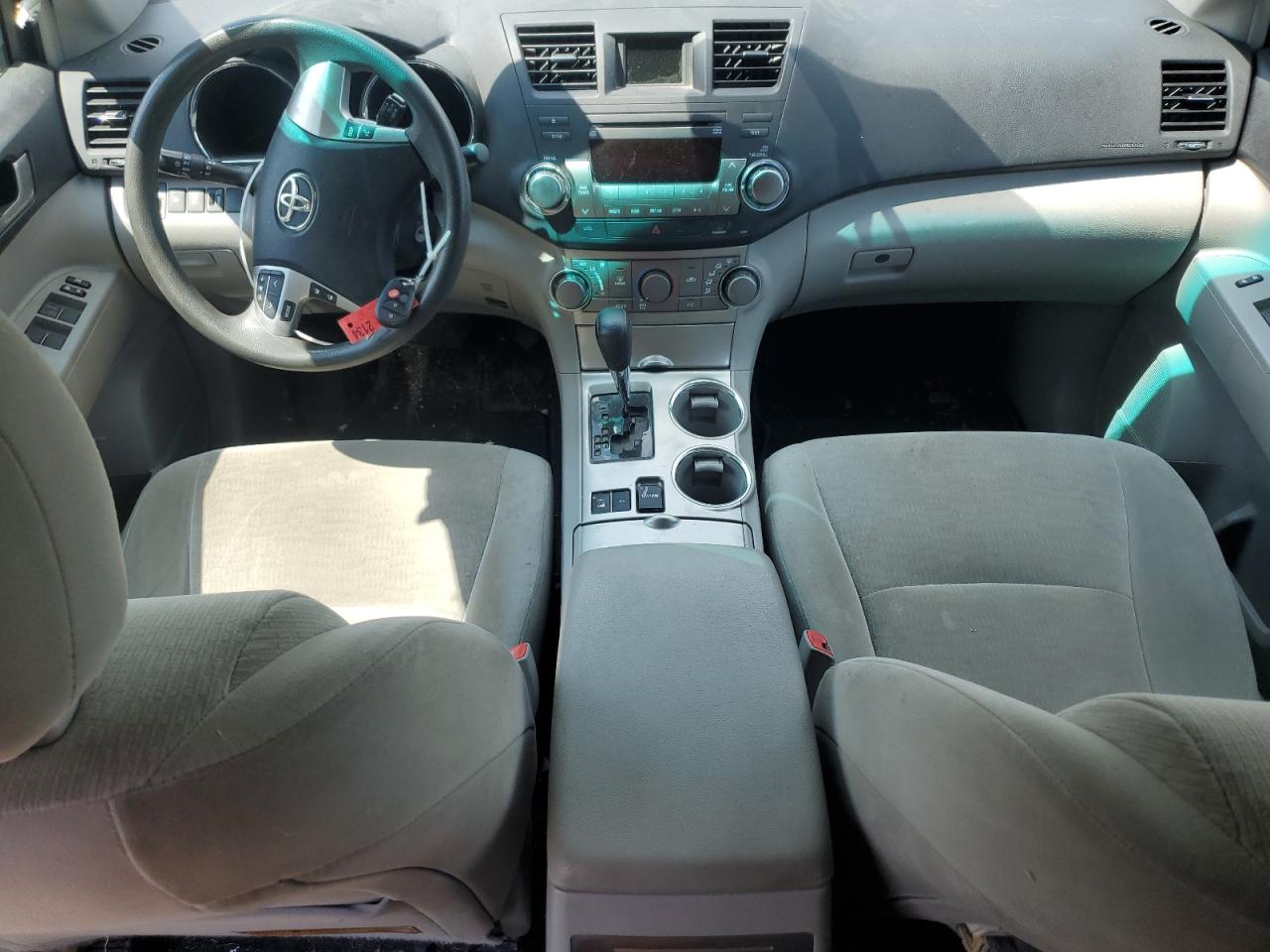 2012 Toyota Highlander Base Gray vin: 5TDBK3EH1CS121401