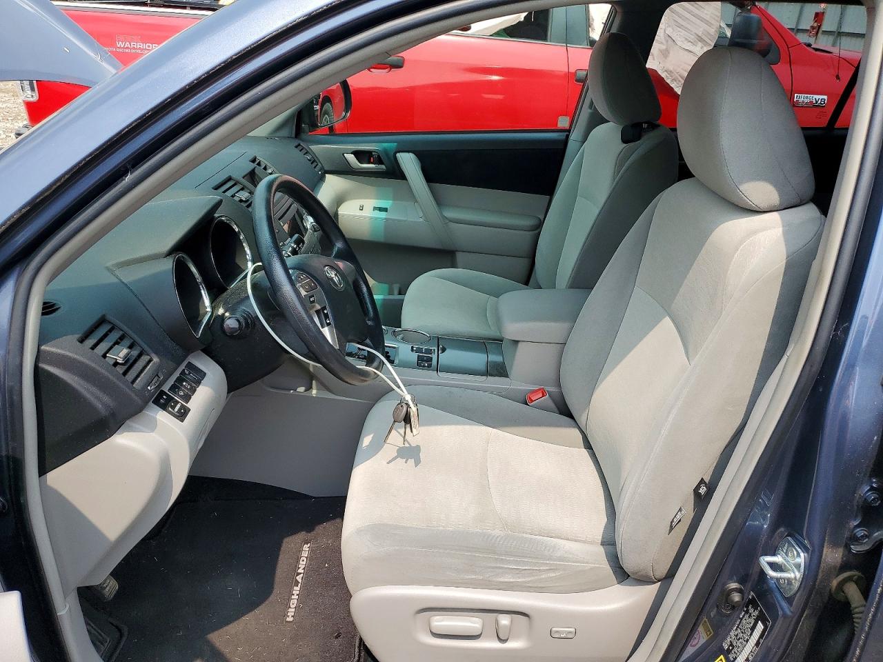 2012 Toyota Highlander Base Blue vin: 5TDBK3EH1CS131166