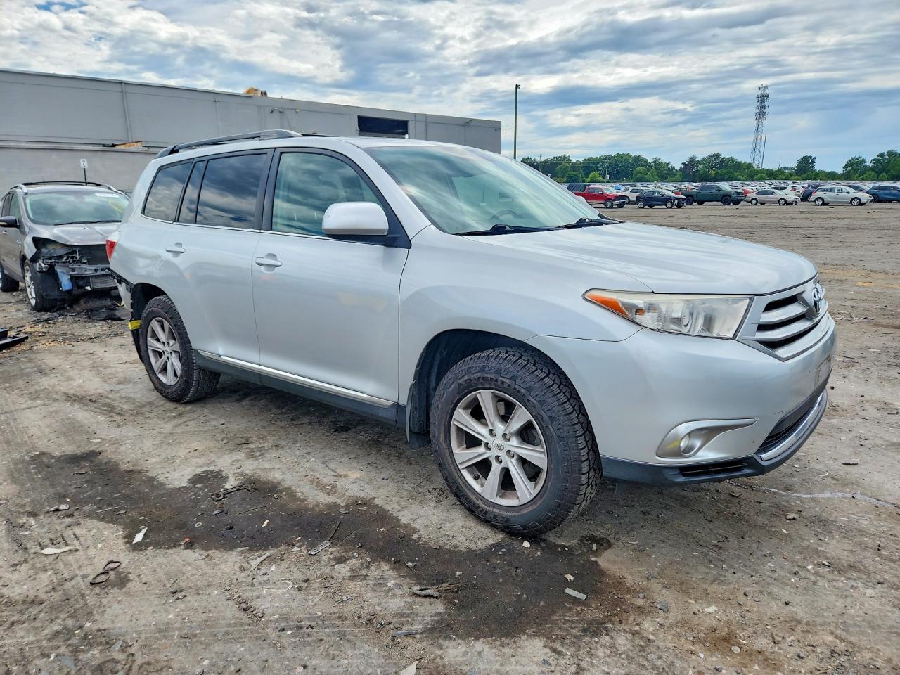 2012 Toyota Highlander Se Silver vin: 5TDBK3EH1CS143396