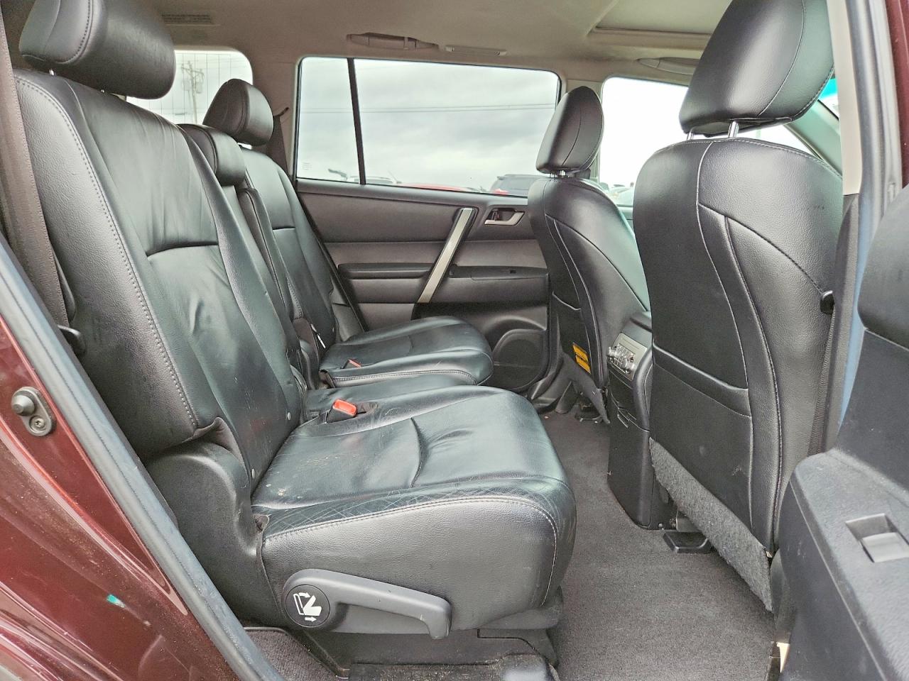 2012 Toyota Highlander Se Burgundy vin: 5TDBK3EH1CS156701
