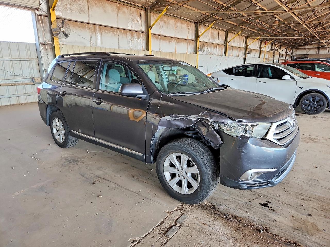 2012 Toyota Highlander Base Серый vin: 5TDBK3EH1CS162580
