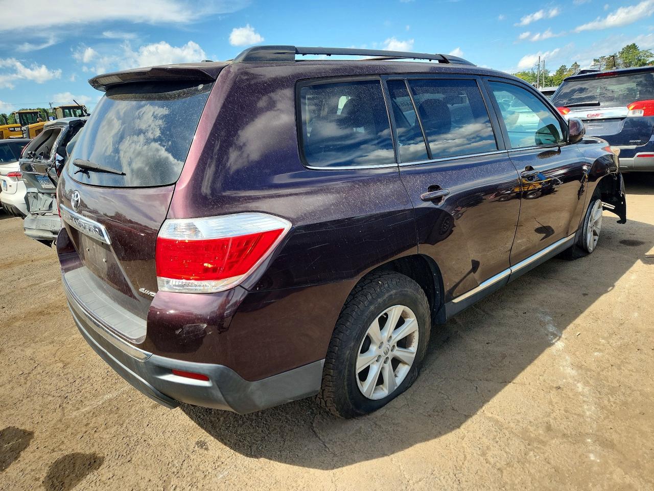 2012 Toyota Highlander Base Темно-бордовый vin: 5TDBK3EH1CS174499