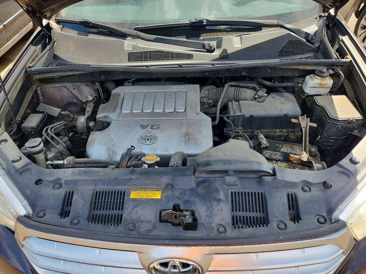 2012 Toyota Highlander Base Темно-бордовый vin: 5TDBK3EH1CS174499