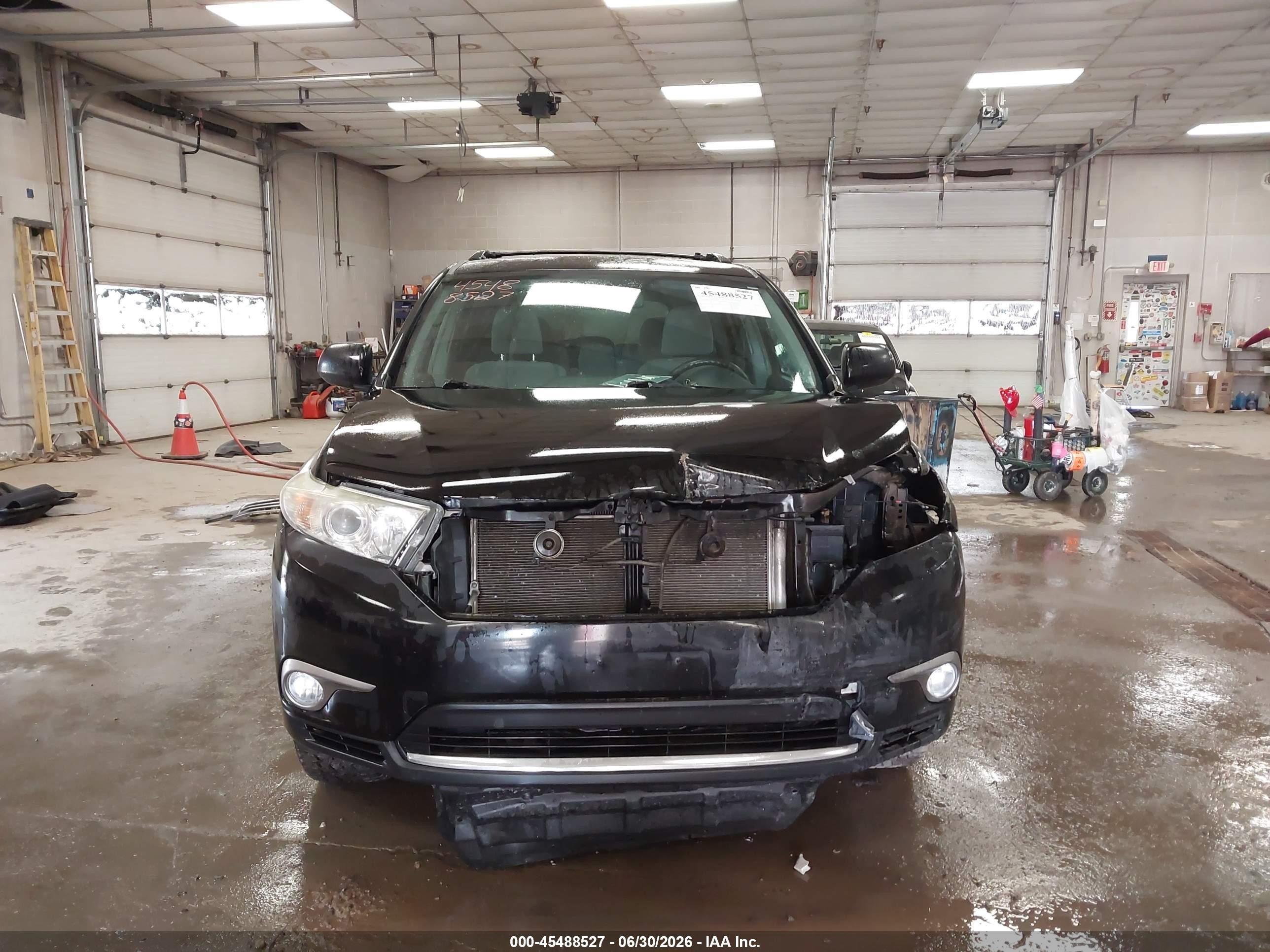 2013 Toyota Highlander Base Plus V6 Black vin: 5TDBK3EH1DS203758