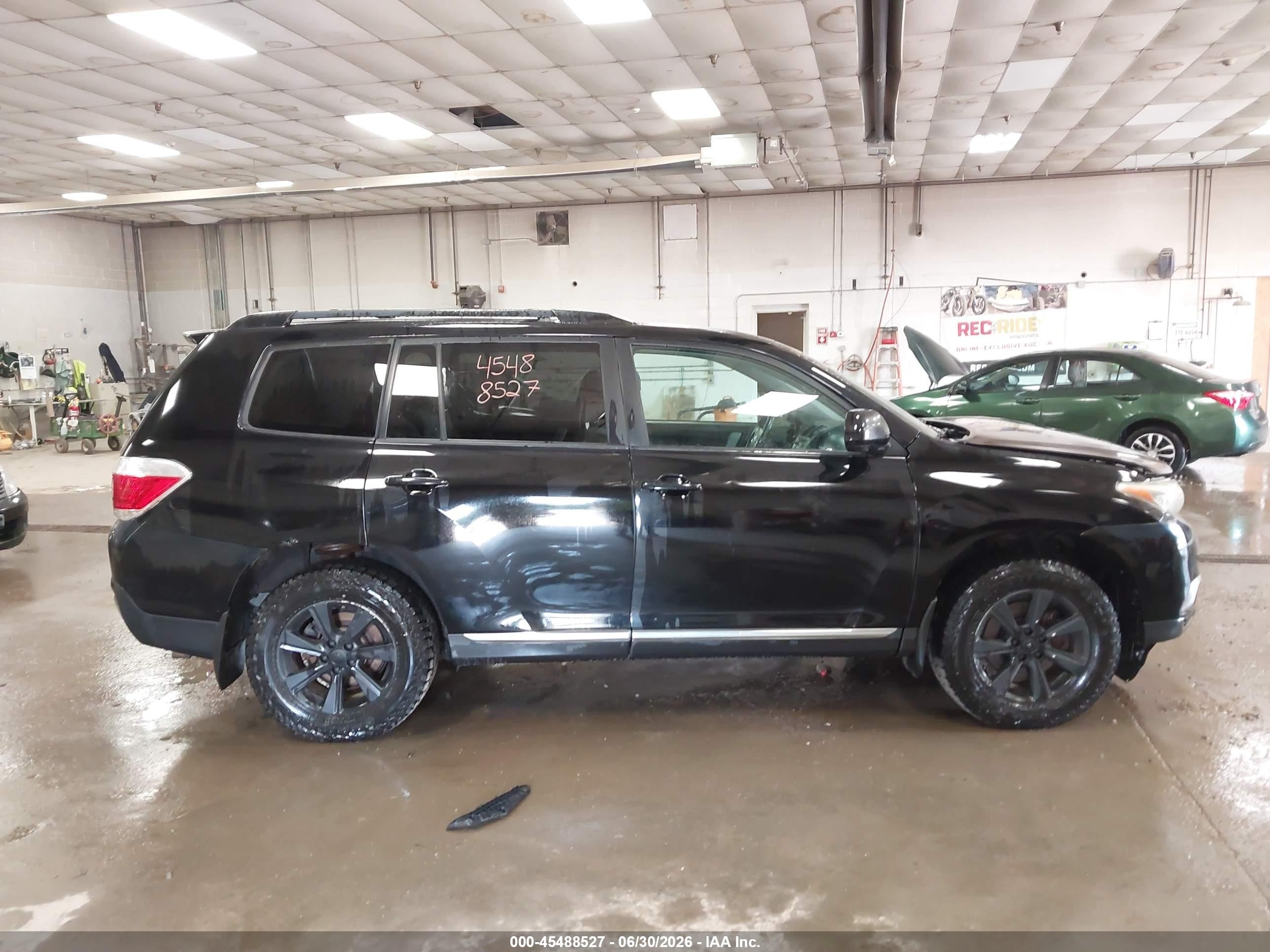 2013 Toyota Highlander Base Plus V6 Black vin: 5TDBK3EH1DS203758