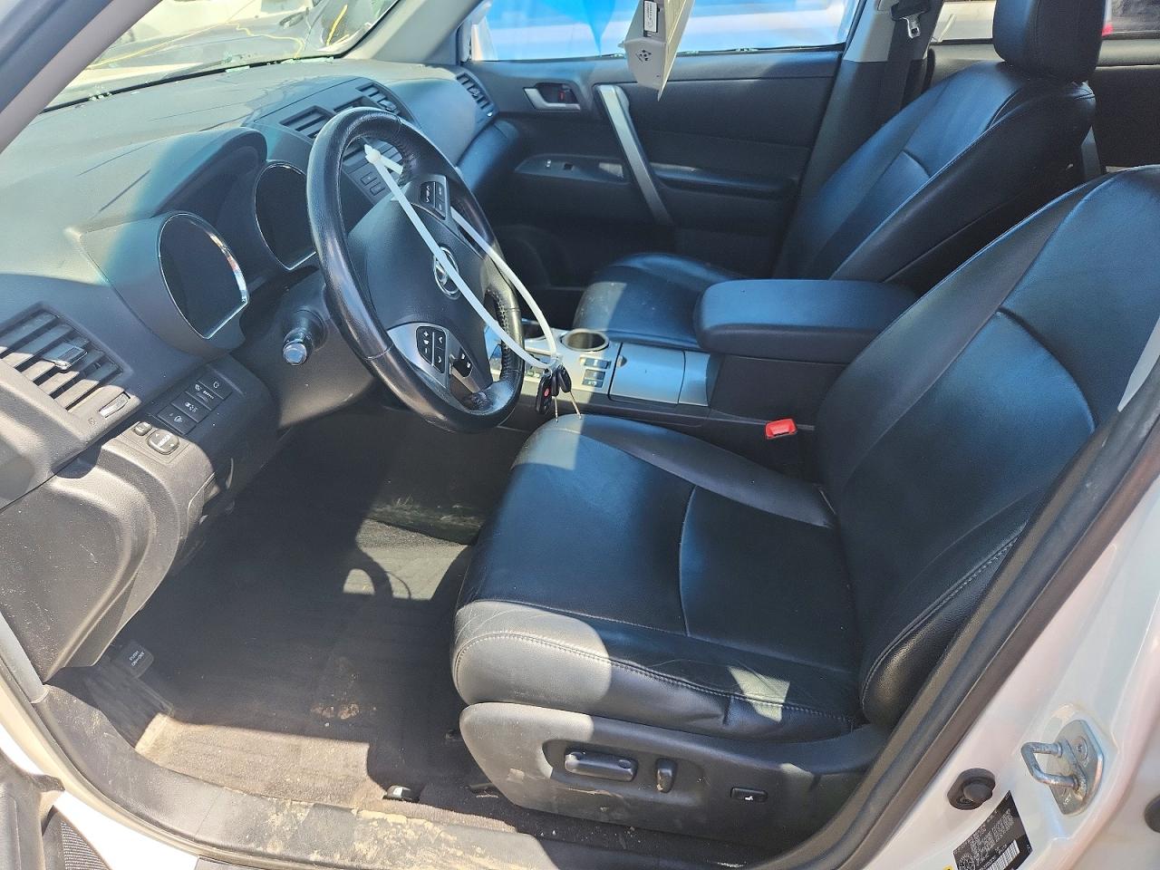 2013 Toyota Highlander Белый vin: 5TDBK3EH1DS207972