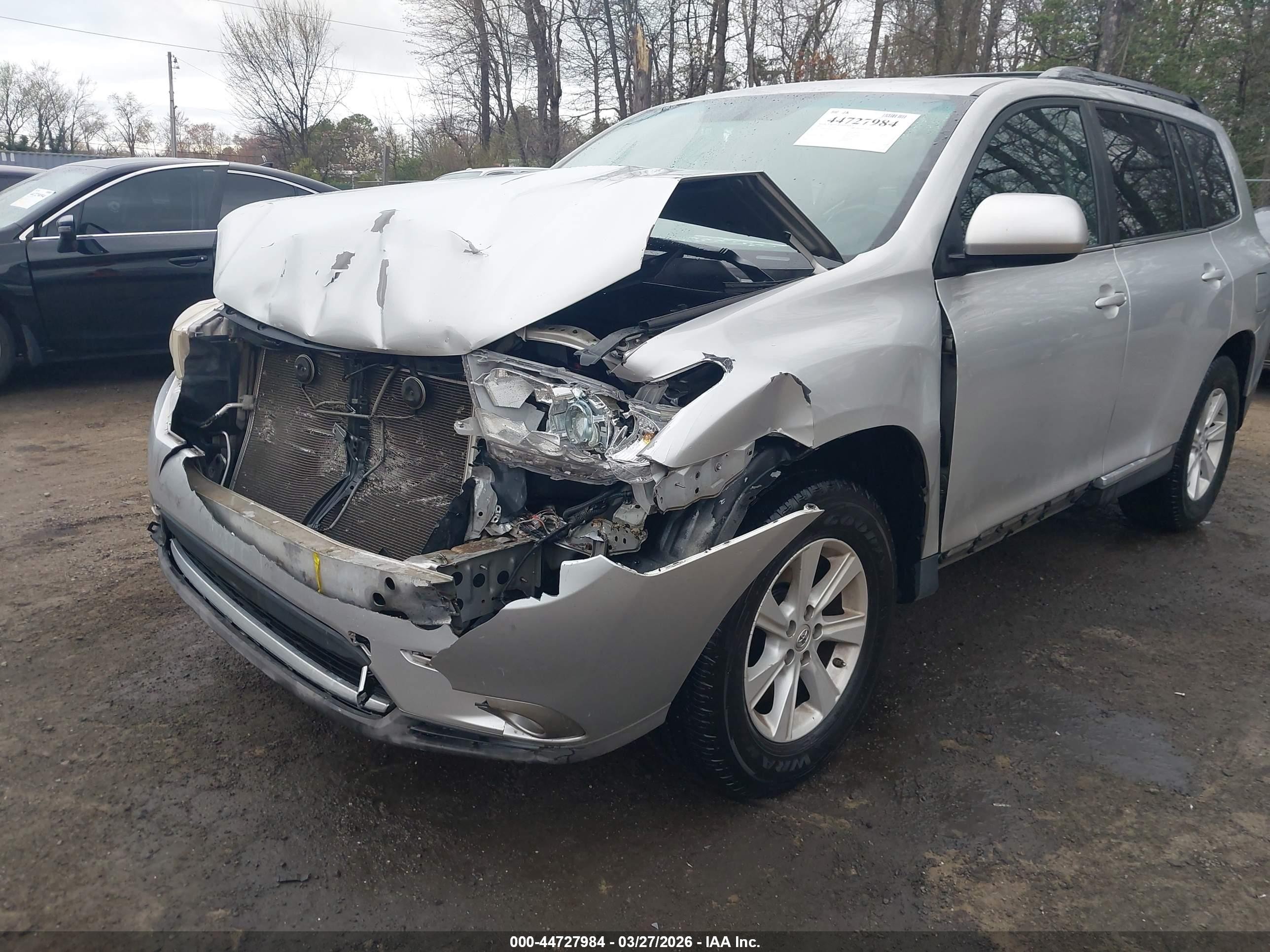 2013 Toyota Highlander Se V6 Silver vin: 5TDBK3EH1DS222634