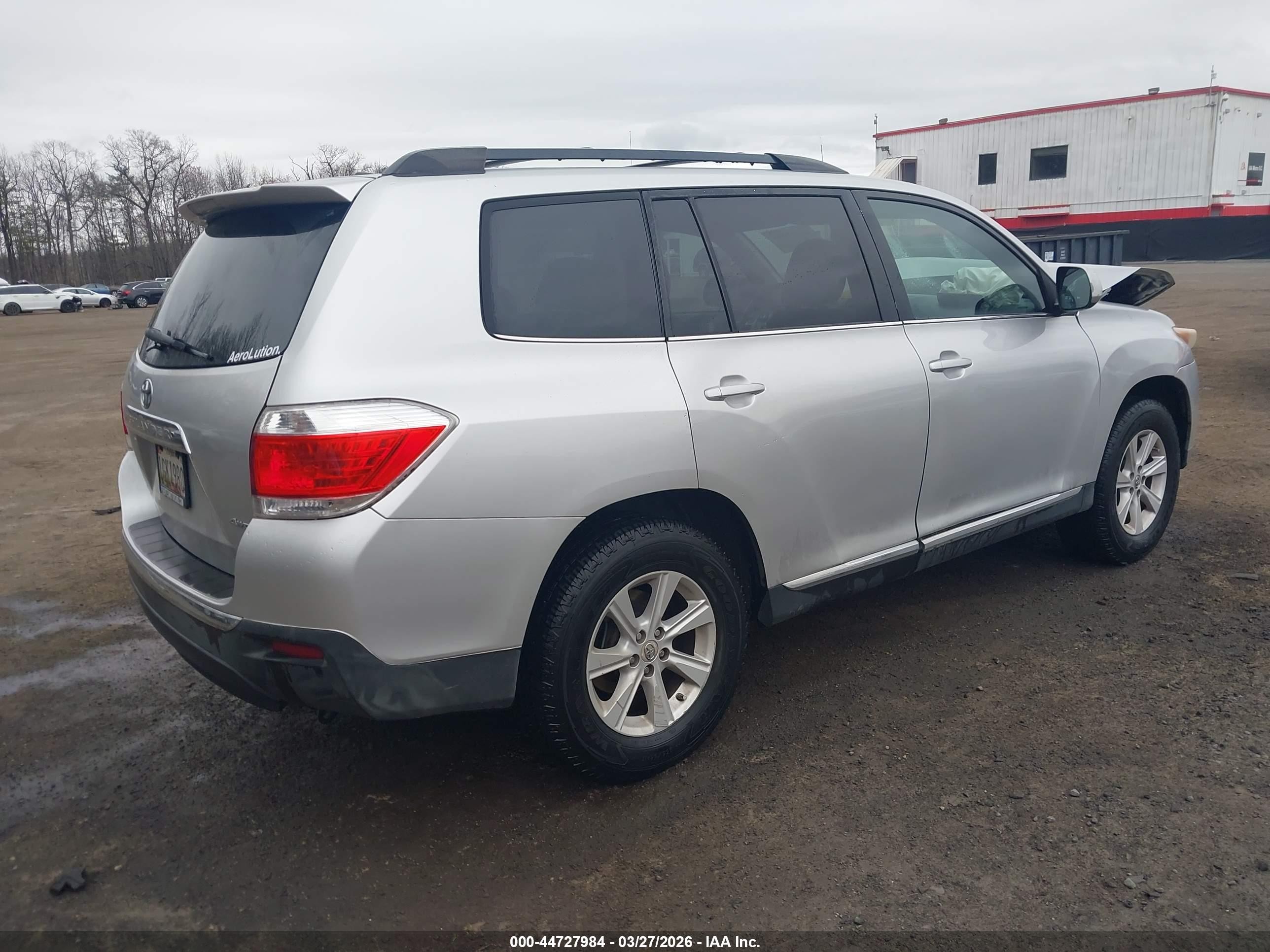 2013 Toyota Highlander Se V6 Silver vin: 5TDBK3EH1DS222634