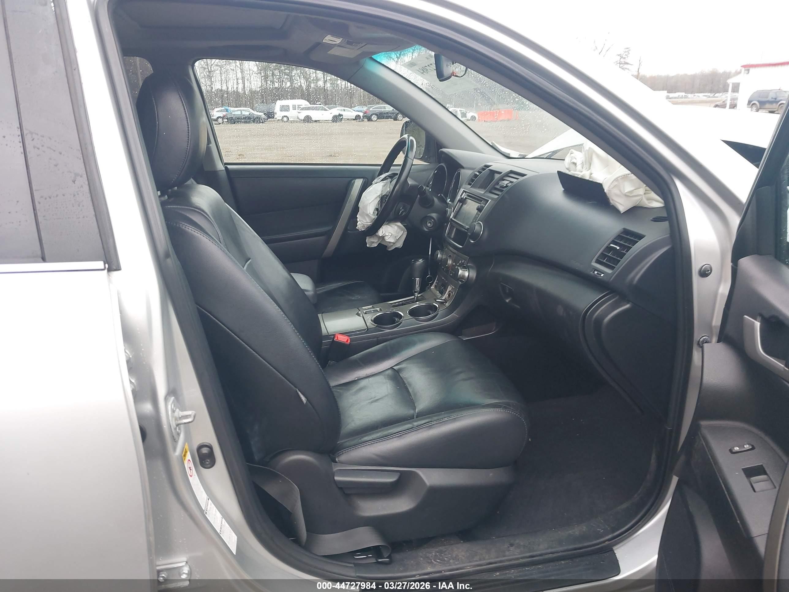 2013 Toyota Highlander Se V6 Silver vin: 5TDBK3EH1DS222634