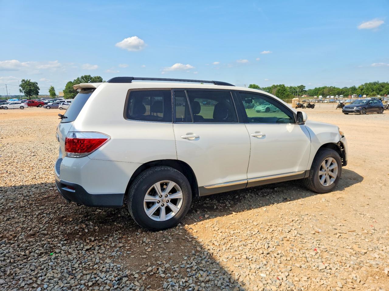 2013 Toyota Highlander Se White vin: 5TDBK3EH1DS236260