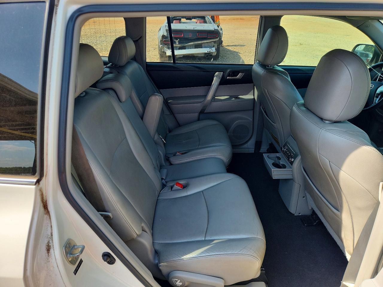 2013 Toyota Highlander Se White vin: 5TDBK3EH1DS236260