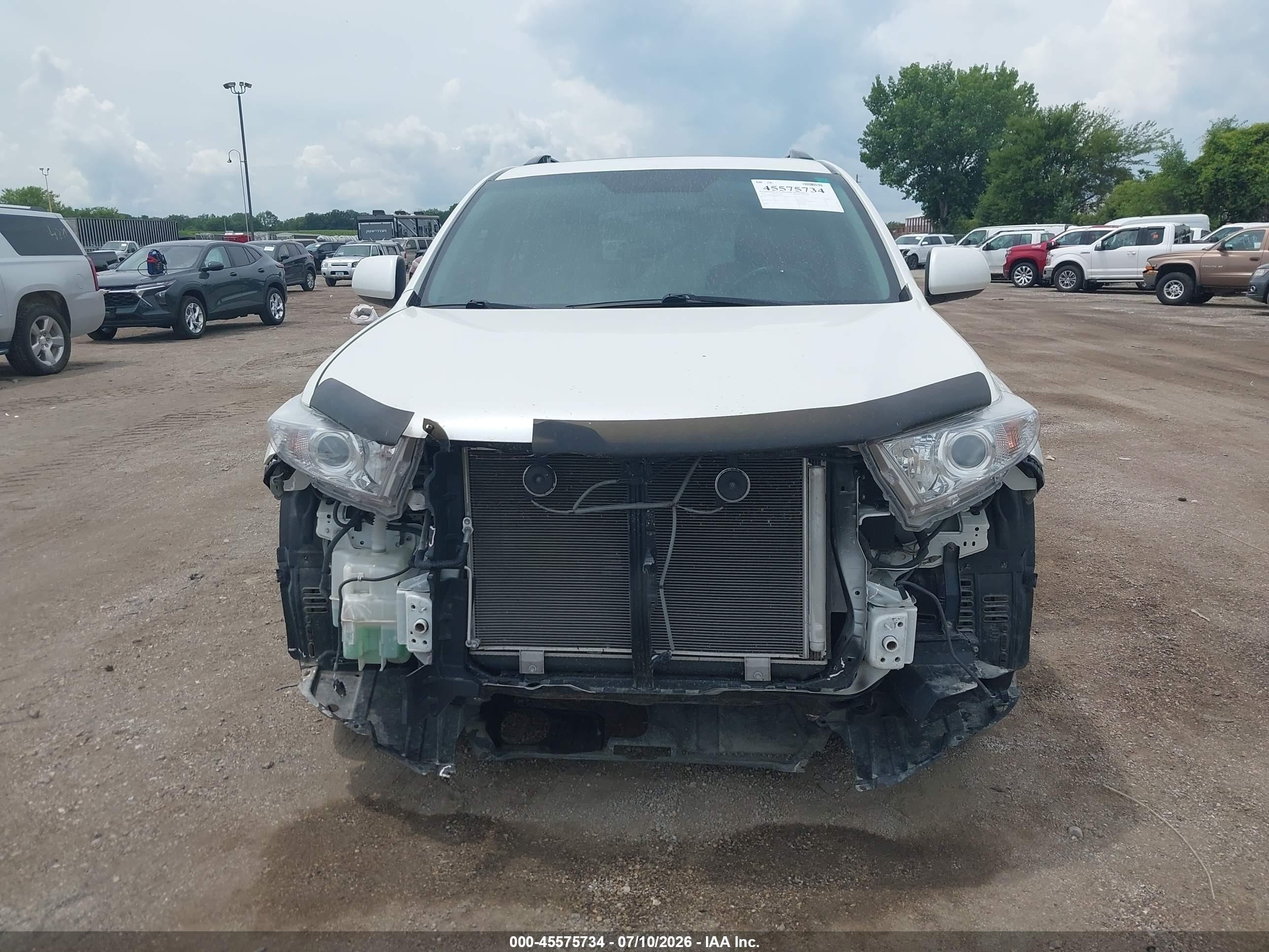 2013 Toyota Highlander Se V6 White vin: 5TDBK3EH1DS253351