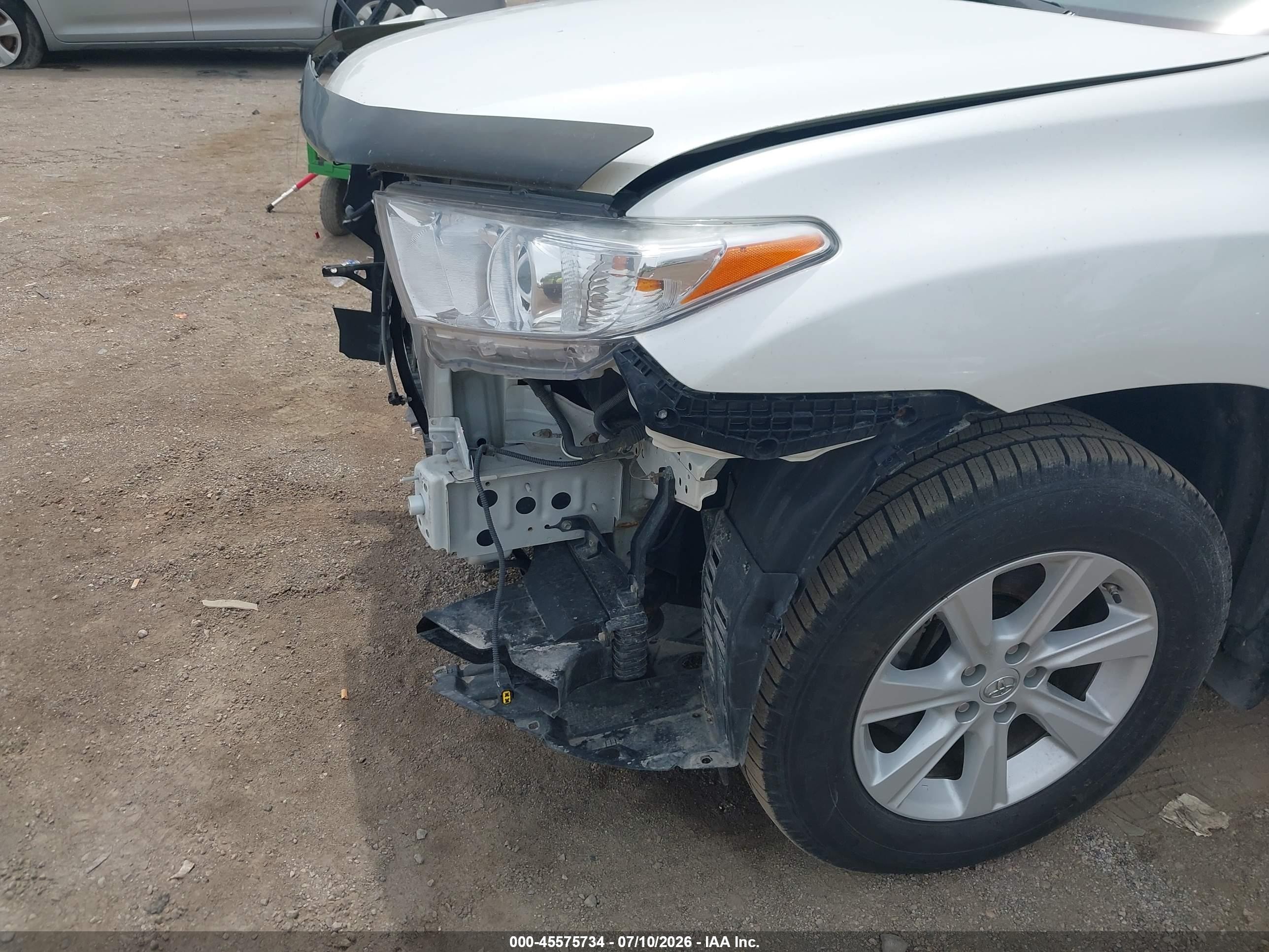 2013 Toyota Highlander Se V6 White vin: 5TDBK3EH1DS253351