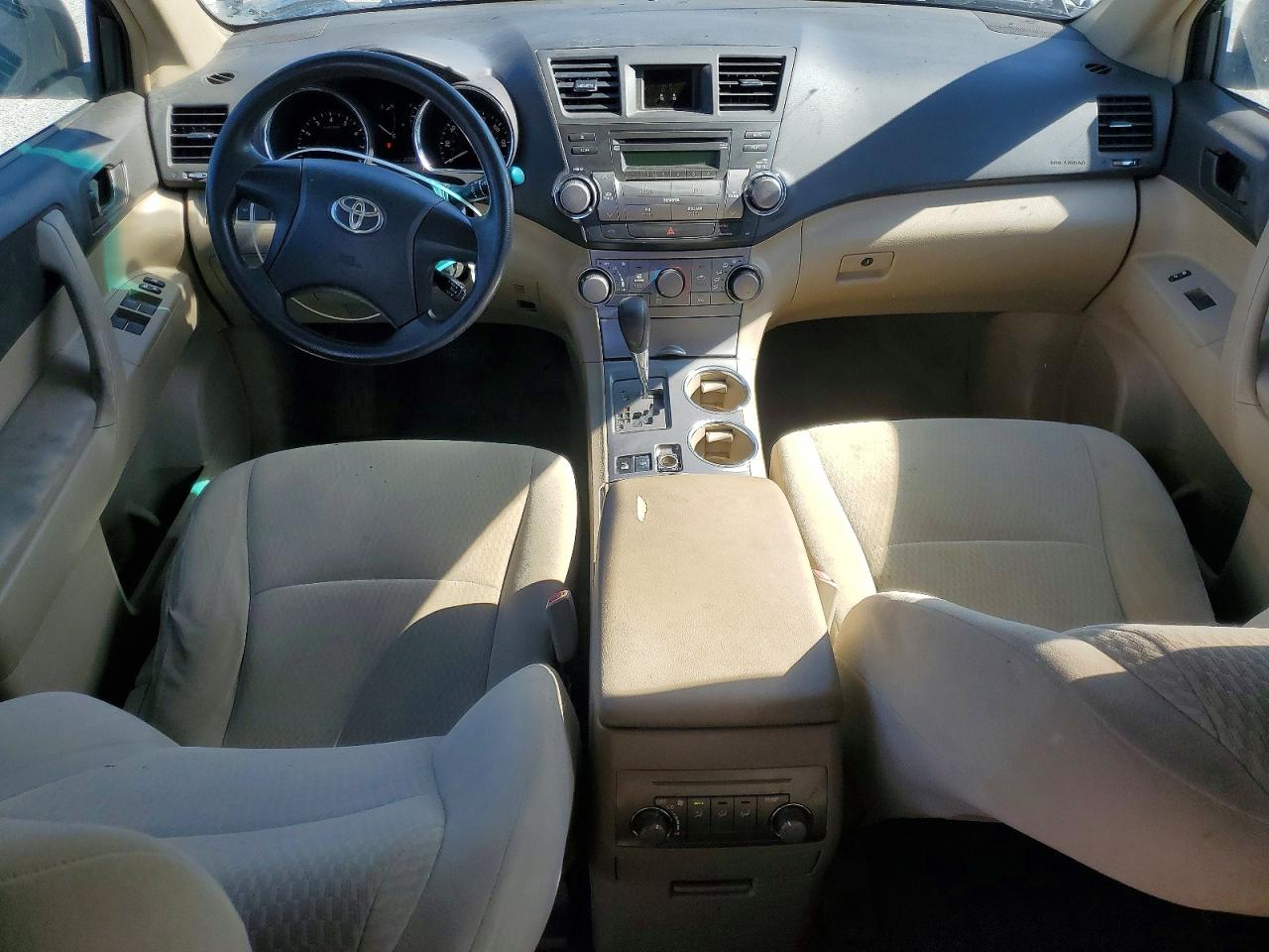 2010 Toyota Highlander Base Black vin: 5TDBK3EH2AS029131