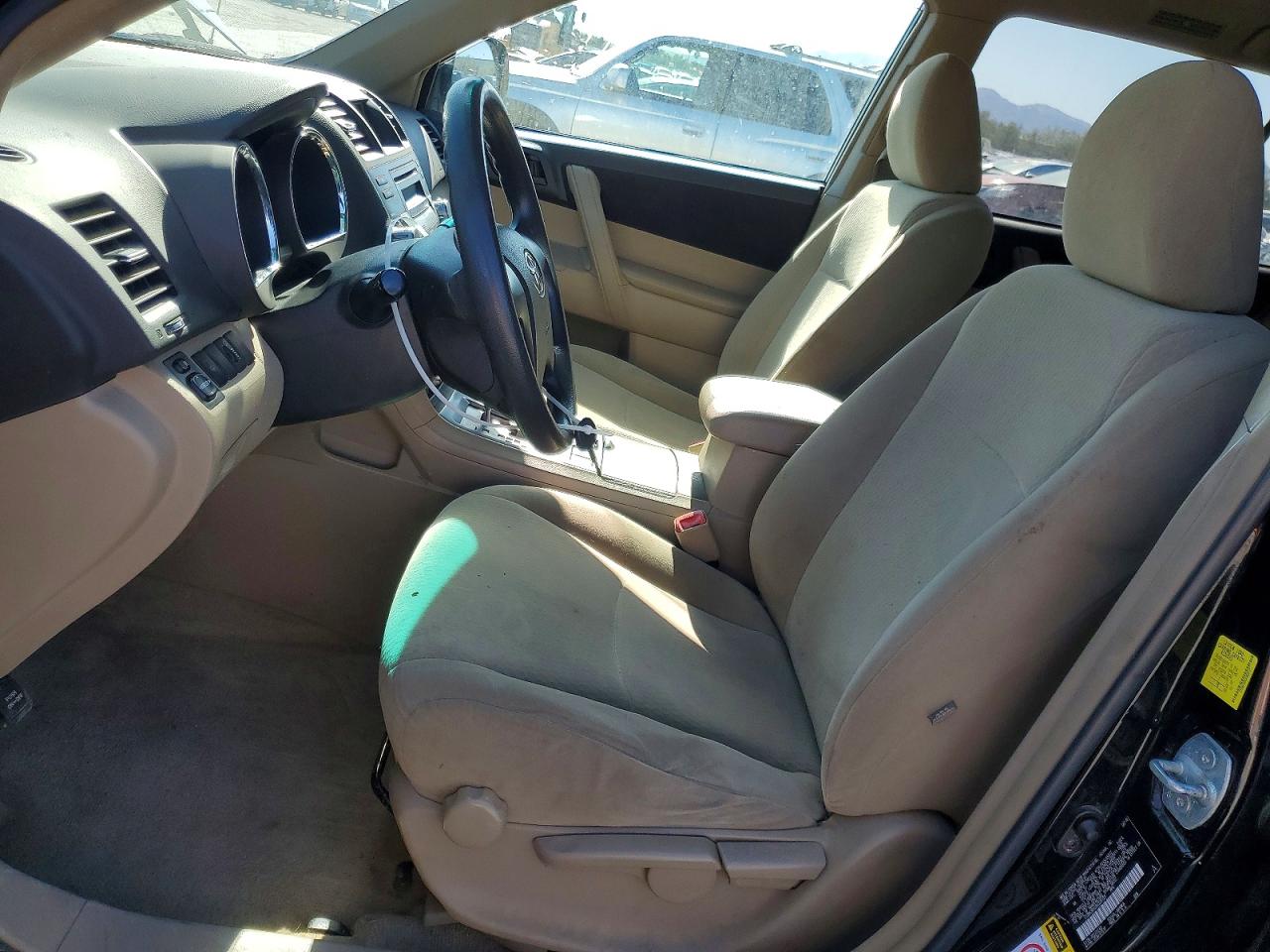 2010 Toyota Highlander Base Black vin: 5TDBK3EH2AS029131