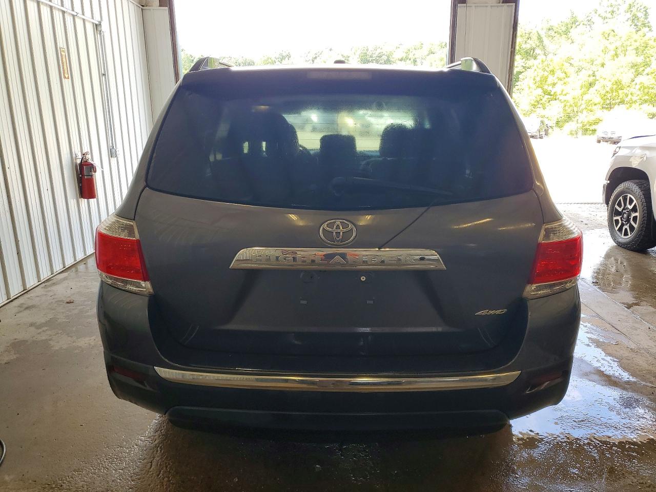 2011 Toyota Highlander Se Gray vin: 5TDBK3EH2BS041877