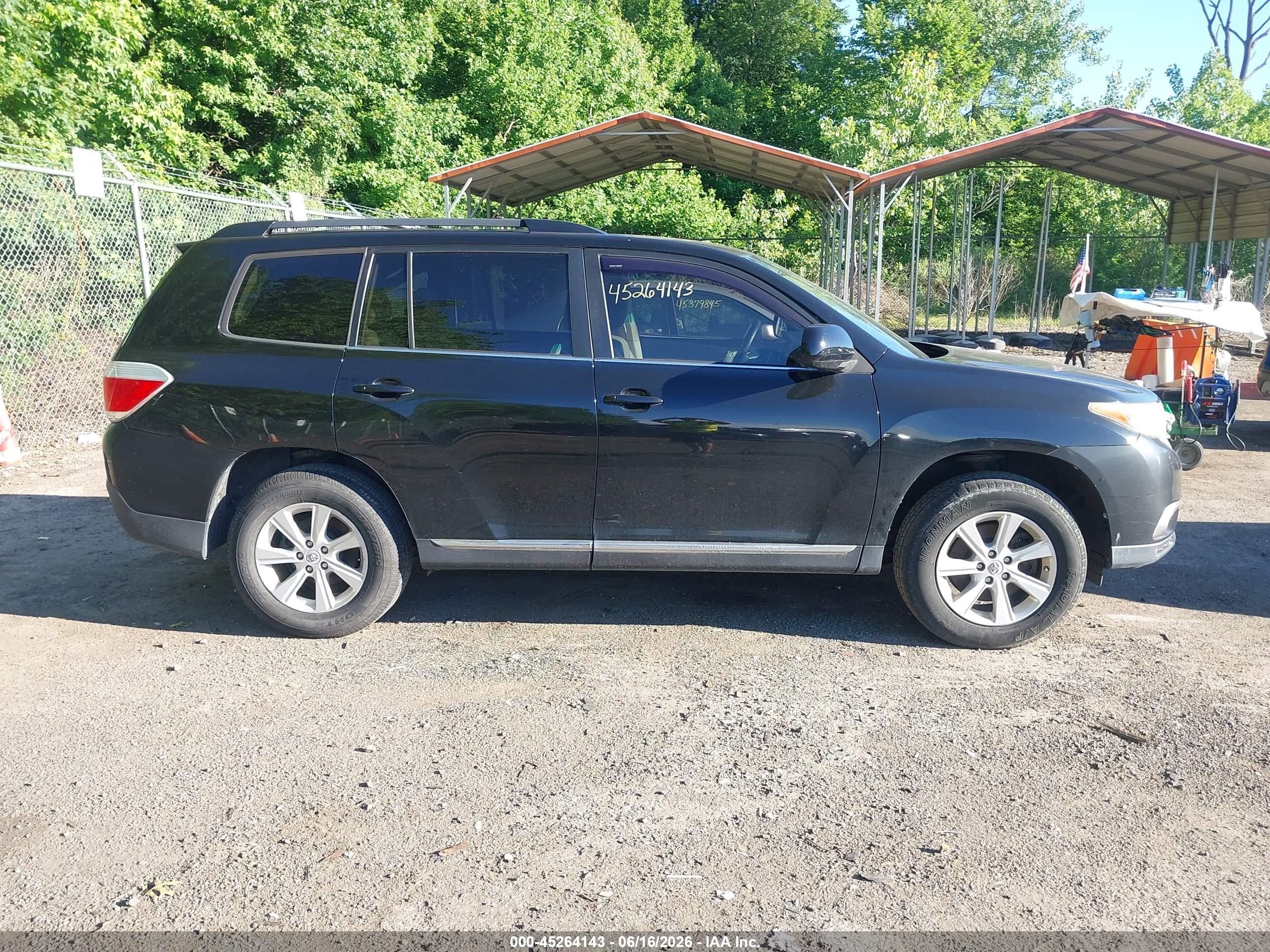 2011 Toyota Highlander Se V6 Black vin: 5TDBK3EH2BS053074