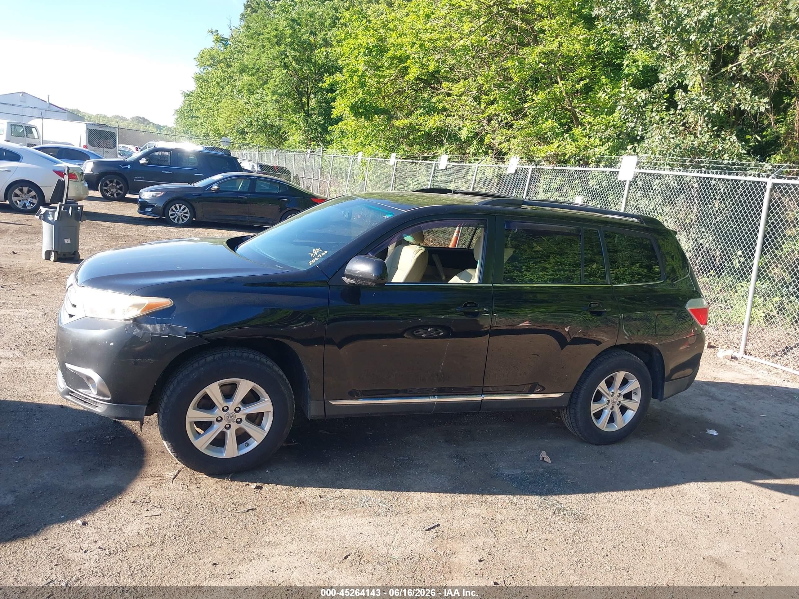 2011 Toyota Highlander Se V6 Black vin: 5TDBK3EH2BS053074
