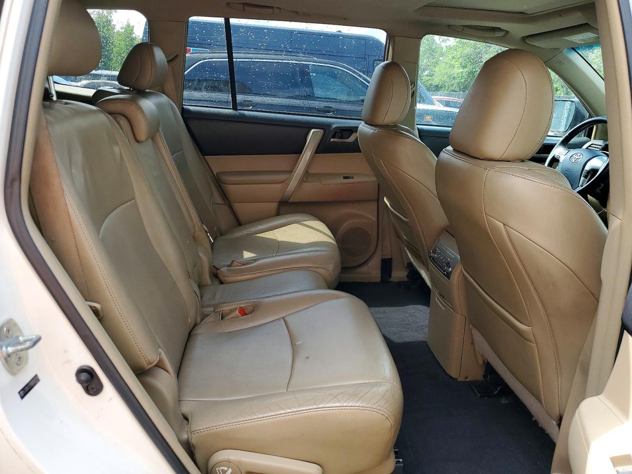2011 Toyota Highlander Se Two Tone vin: 5TDBK3EH2BS057108