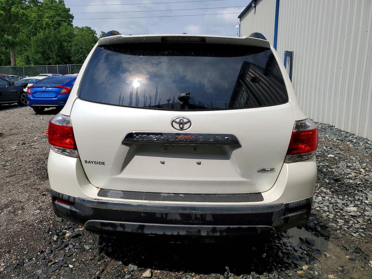 2011 Toyota Highlander Se Two Tone vin: 5TDBK3EH2BS057108