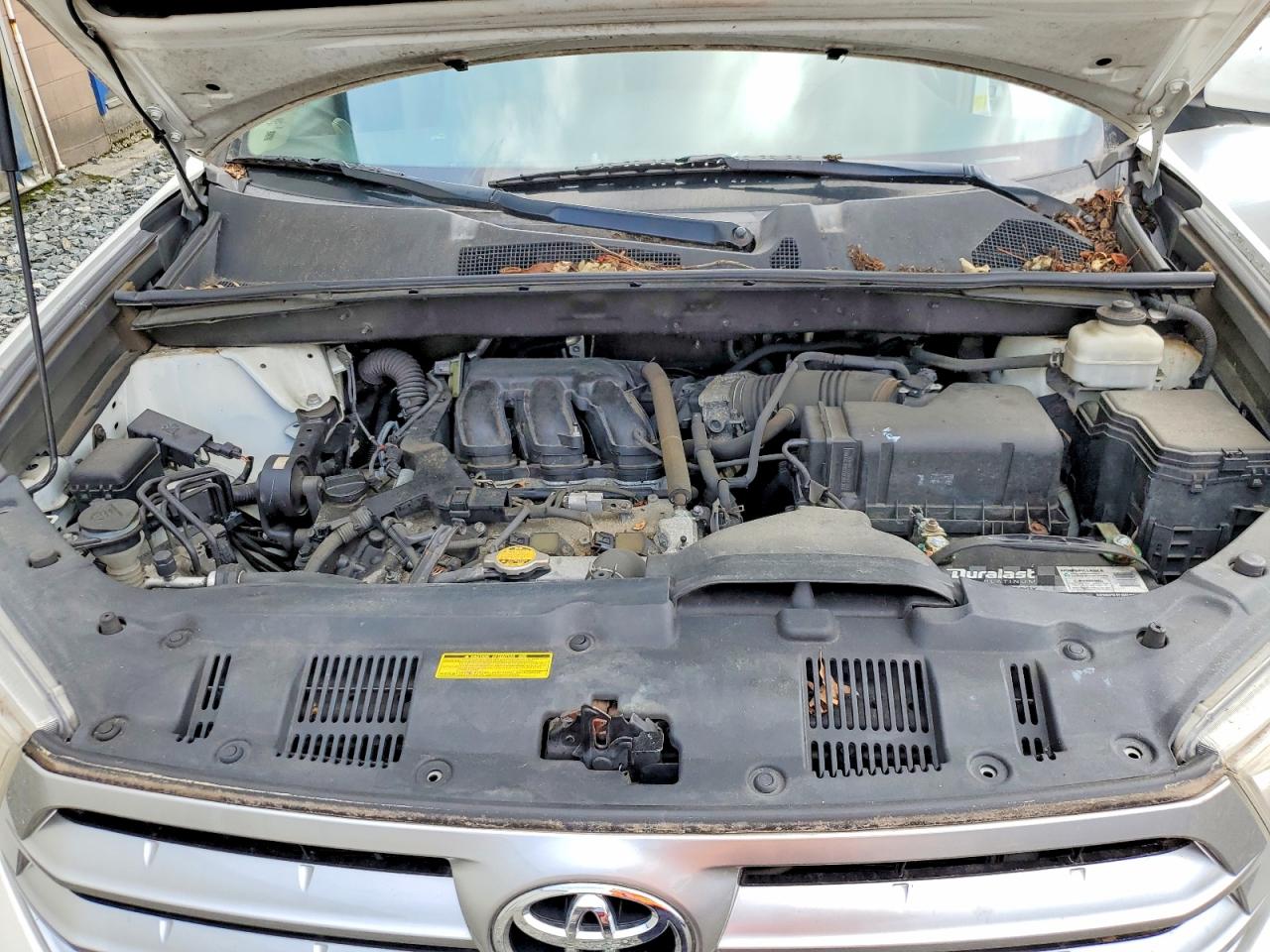 2011 Toyota Highlander Se Two Tone vin: 5TDBK3EH2BS057108