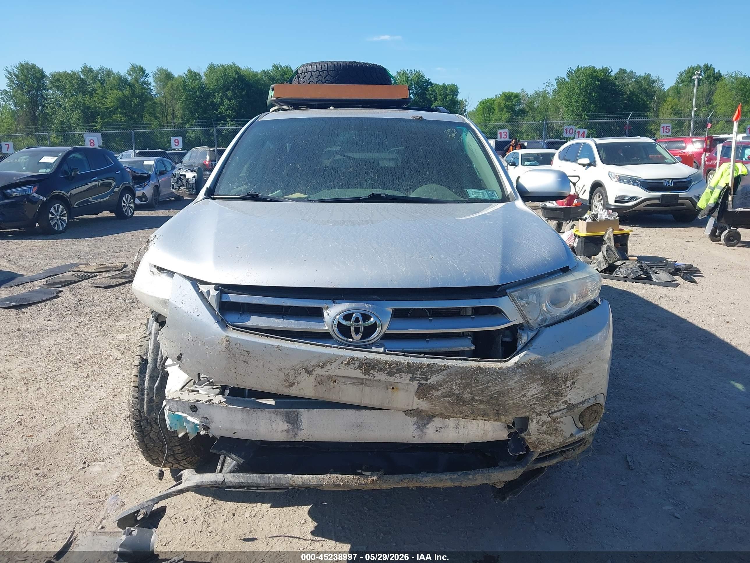 2011 Toyota Highlander Se V6 Silver vin: 5TDBK3EH2BS057254